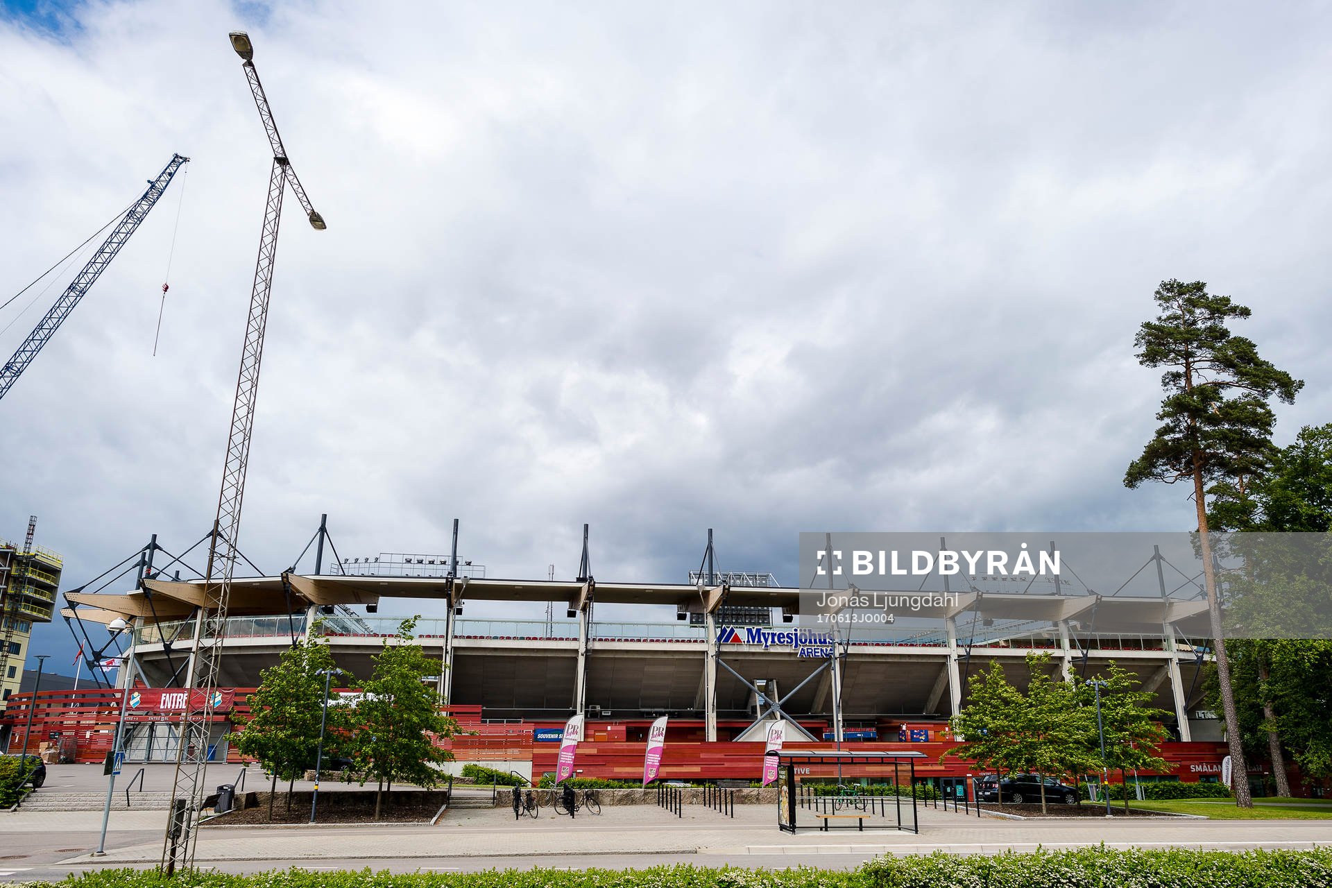 Exteriör vy av Myresjöhus arena