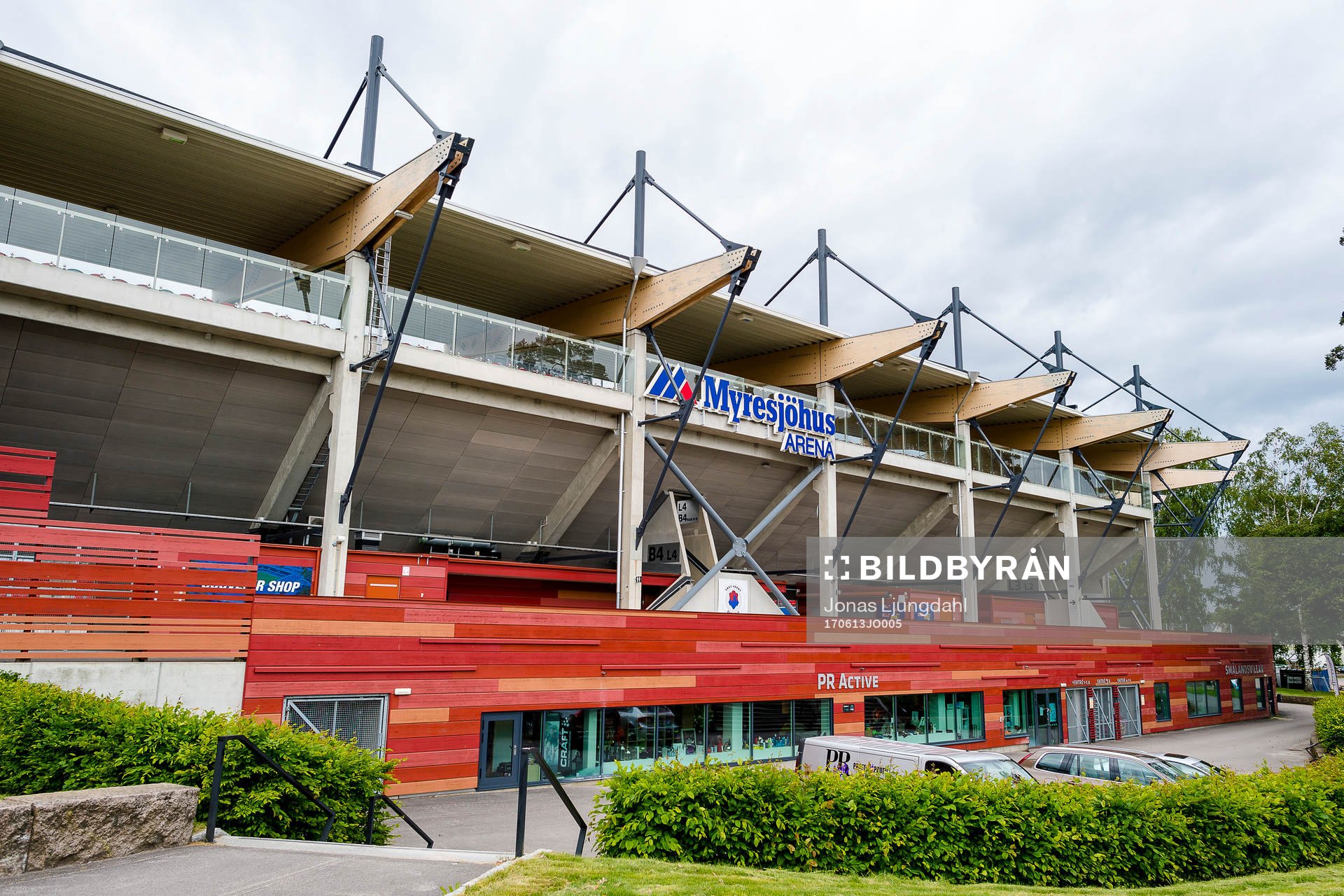 Exteriör vy av Myresjöhus arena