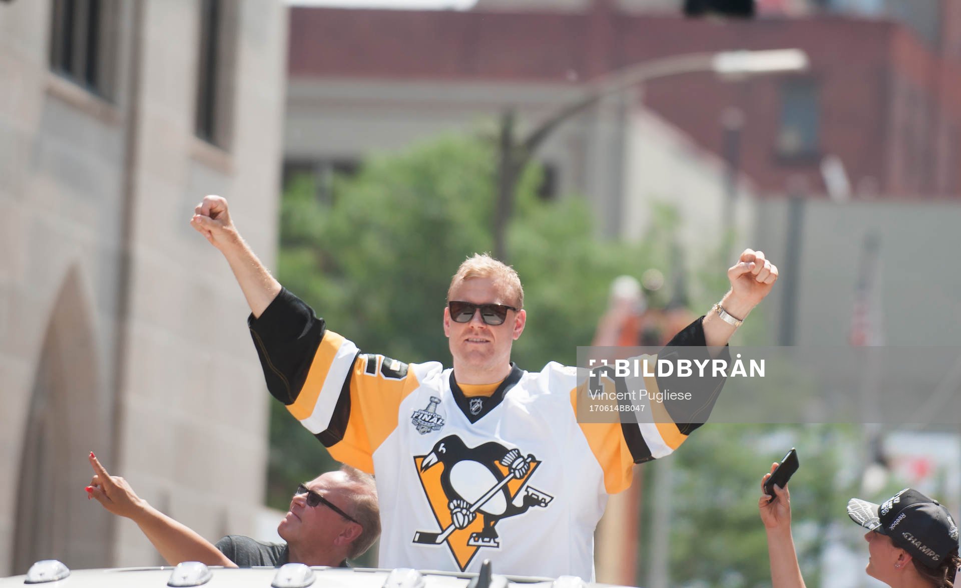 Pittsburgh Penguins' Patrick Hornqvist celebrates