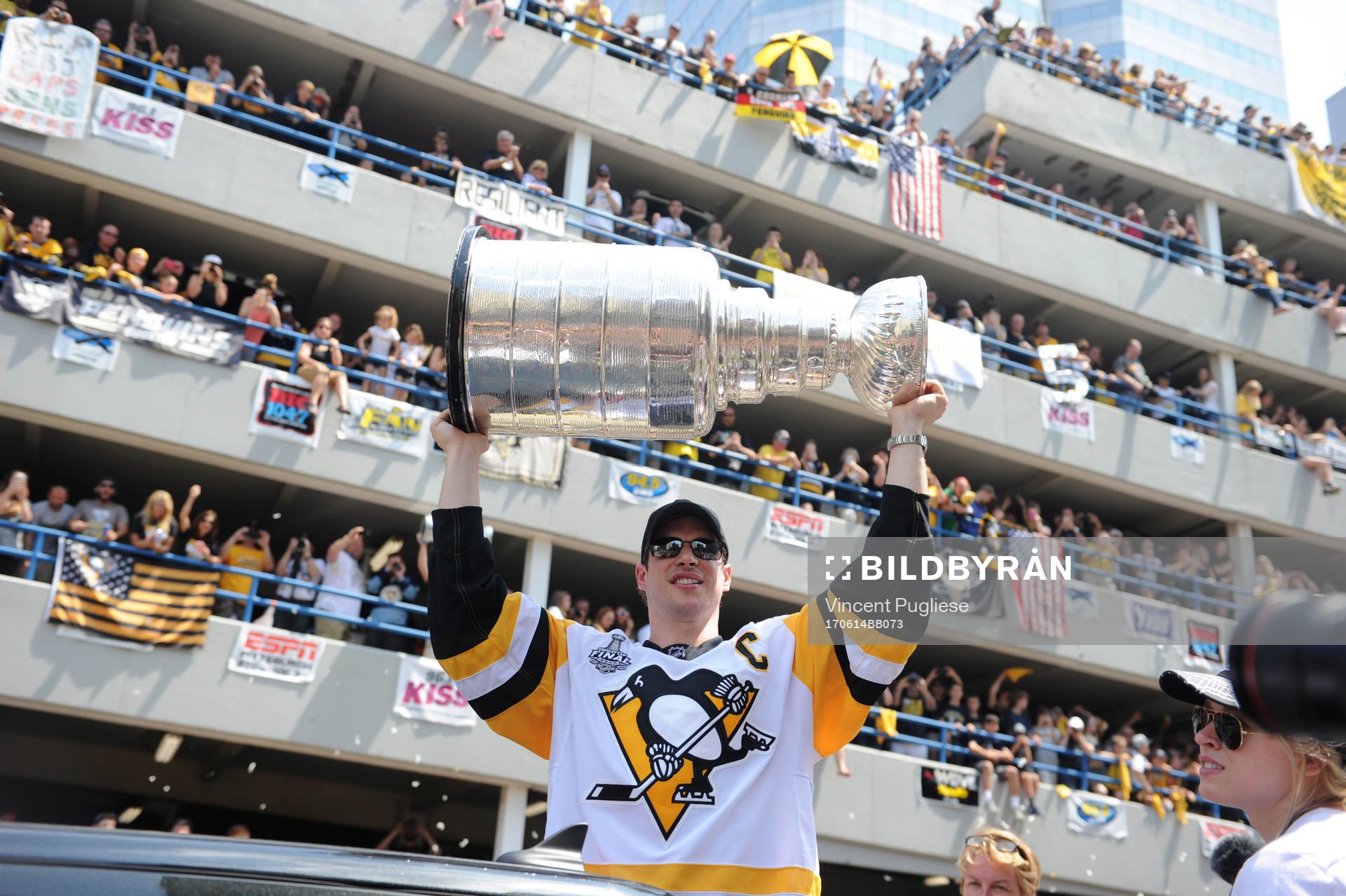 Pittsburgh Penguins' Sidney Crosby lifts the Stanley Cup
