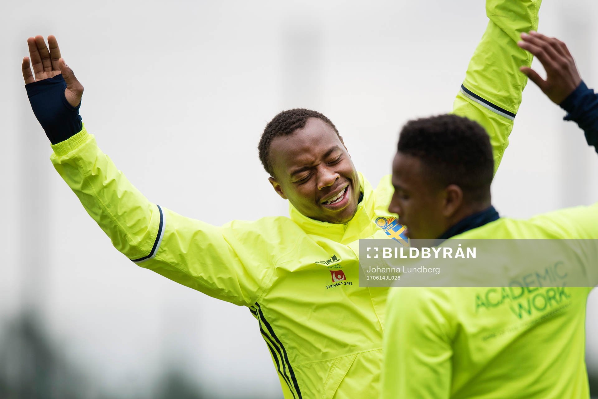 Carlos Strandberg och Niclas Eliasson under en träning med det svenska U21-landslaget den 14 juni 2017 i Lublin.