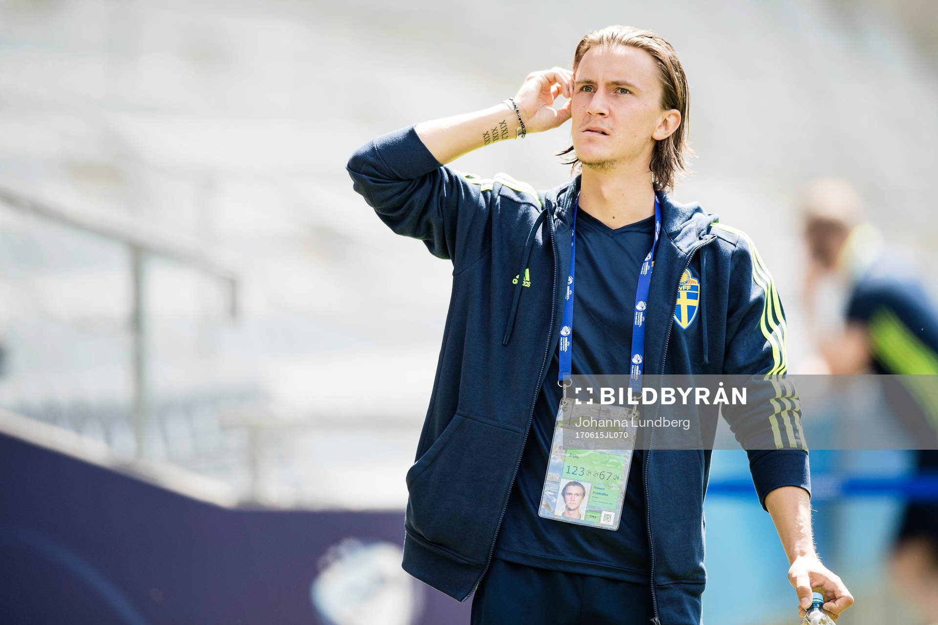 Kristoffer Olsson på Arena Kielce efter en träning med det svenska U21-landslaget den 15 juni 2017 i Kielce.