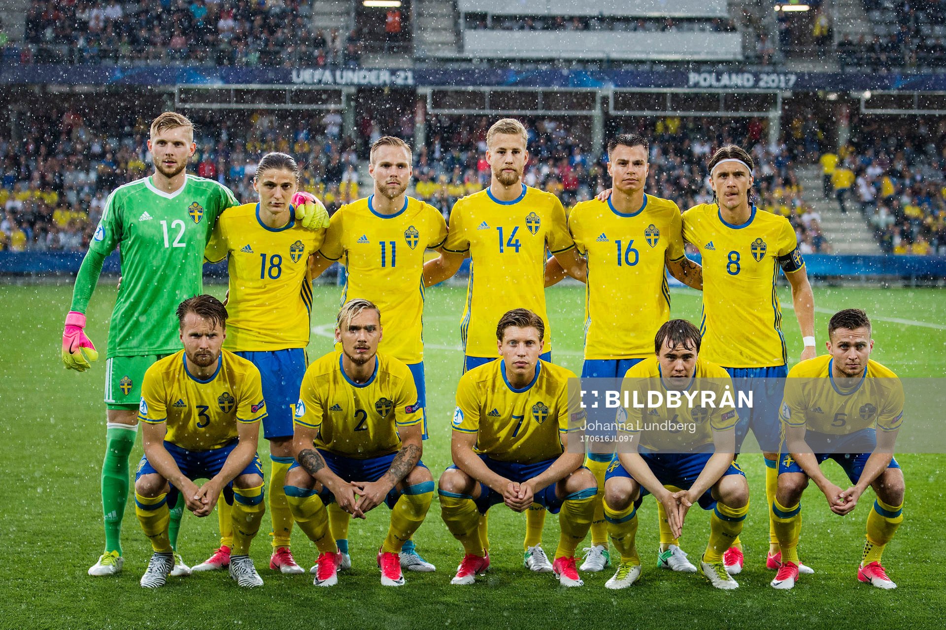 Sveriges spelare ställer upp för en lagbild