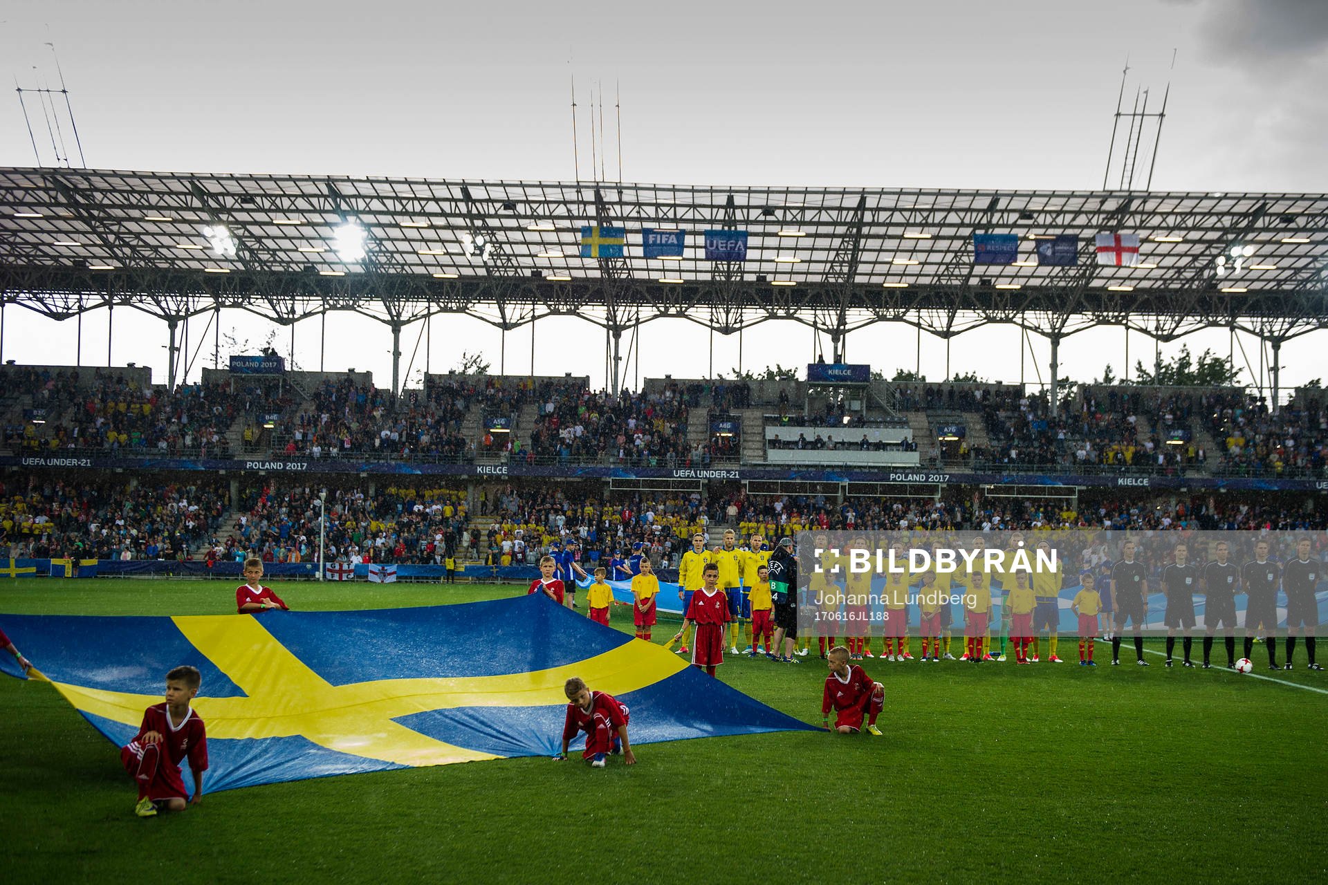 Sveriges spelare står uppställda