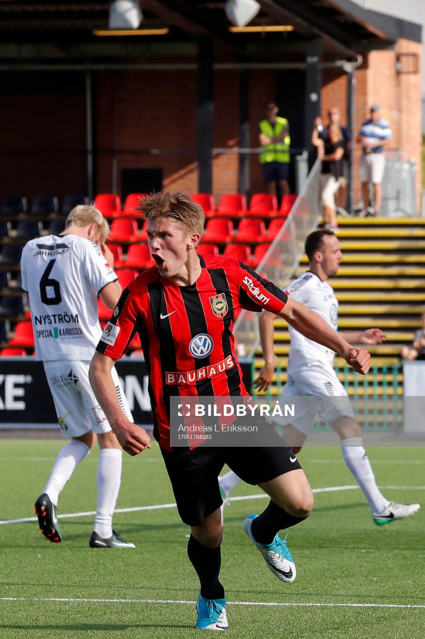 GAIS Sebastian Möller jublar