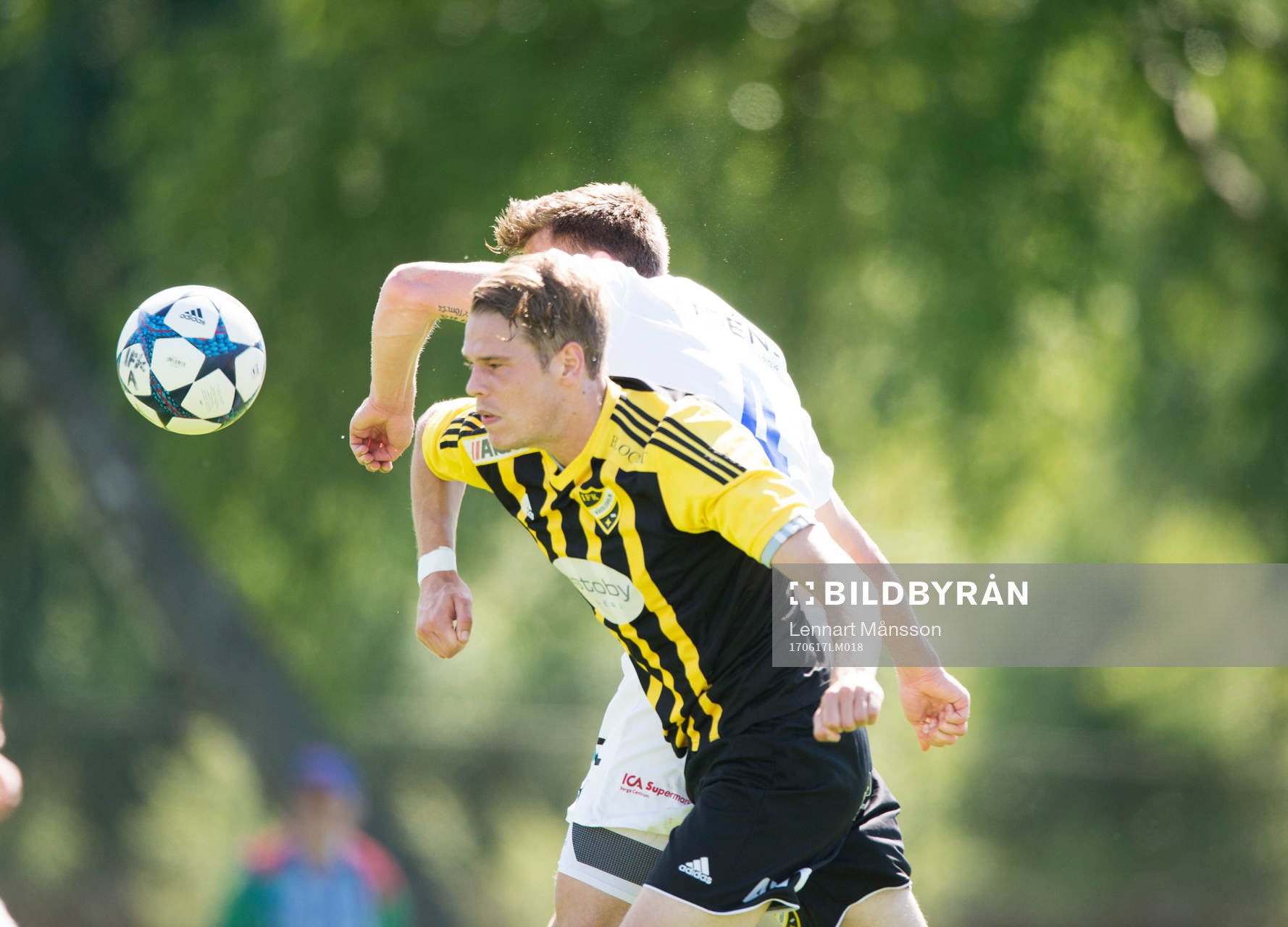 IFK Hässleholms  Filip Ranmo i matchen i division 2 mellan