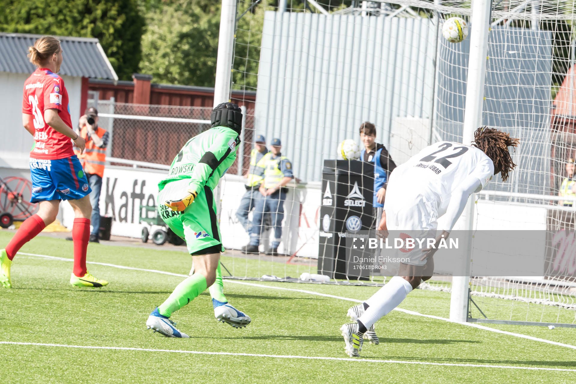 Dalkurds Mohamed Bangura gör 4-0 bakom Helsingborgs