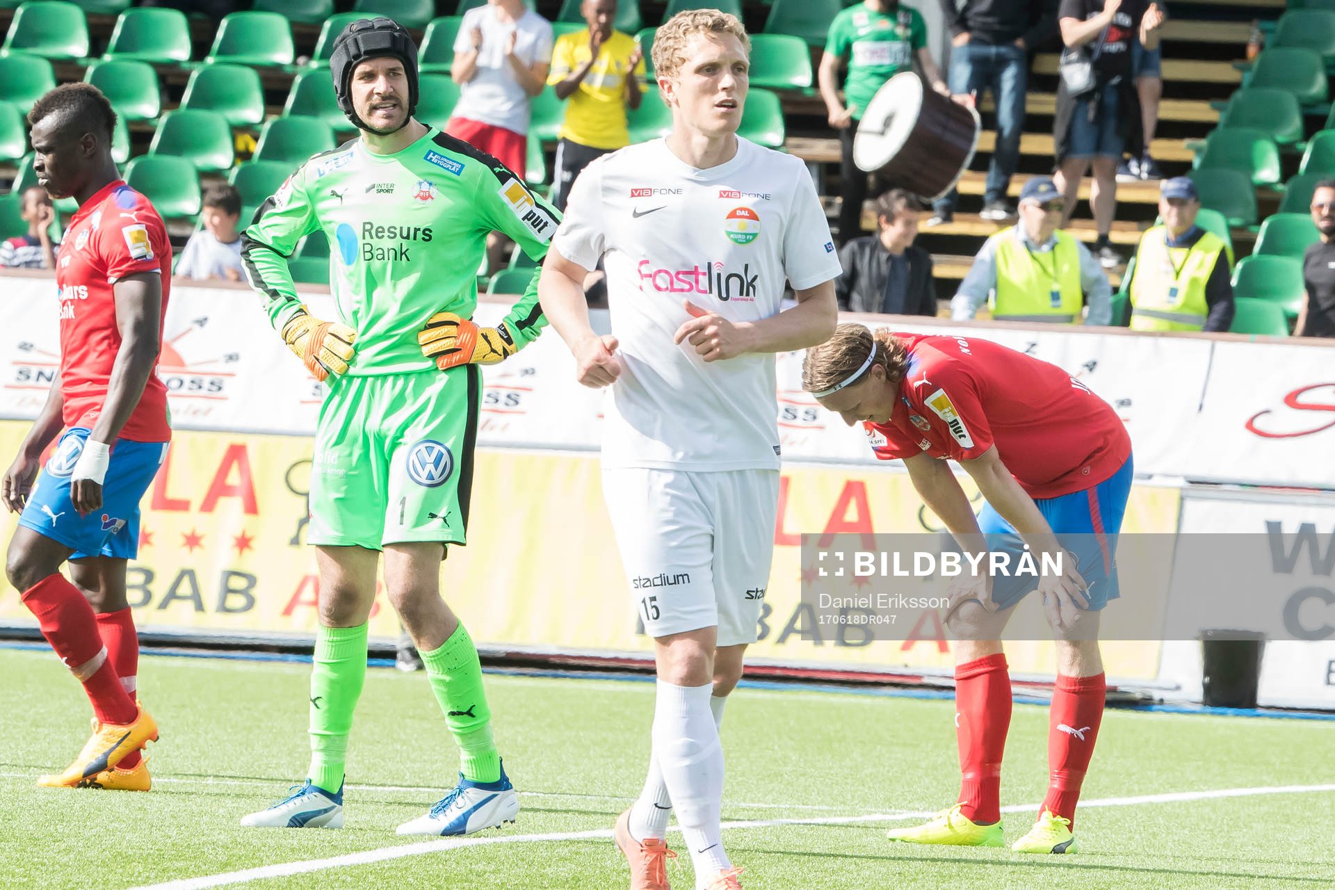 Helsingborgs Carl Johansson och målvakt Matt Pyzdrowski