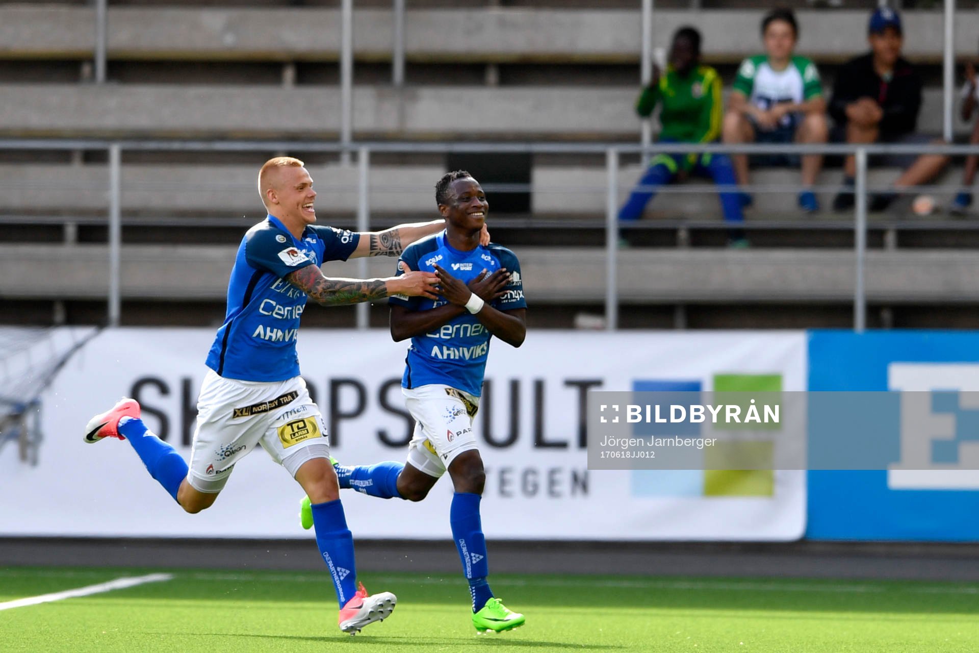 Norrbys Prosper Kasim jublar efter att ha gjort 2-0-målet under fotbollsmatchen i Superettan mellan Norrby och Örgryte den 18 juni 2017 i Borås.