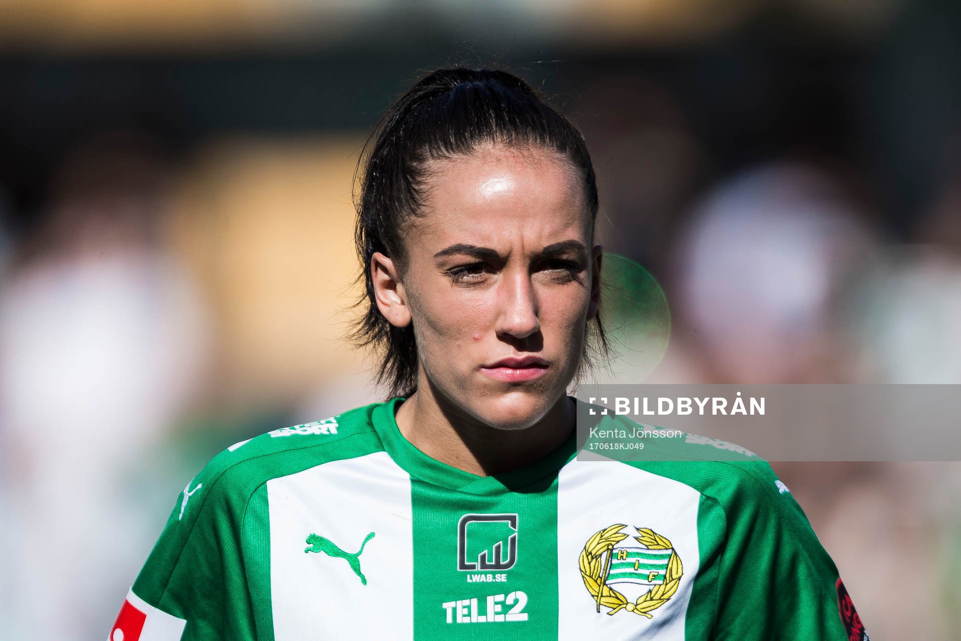 Hammarbys Anna Oskarsson innan fotbollsmatchen i