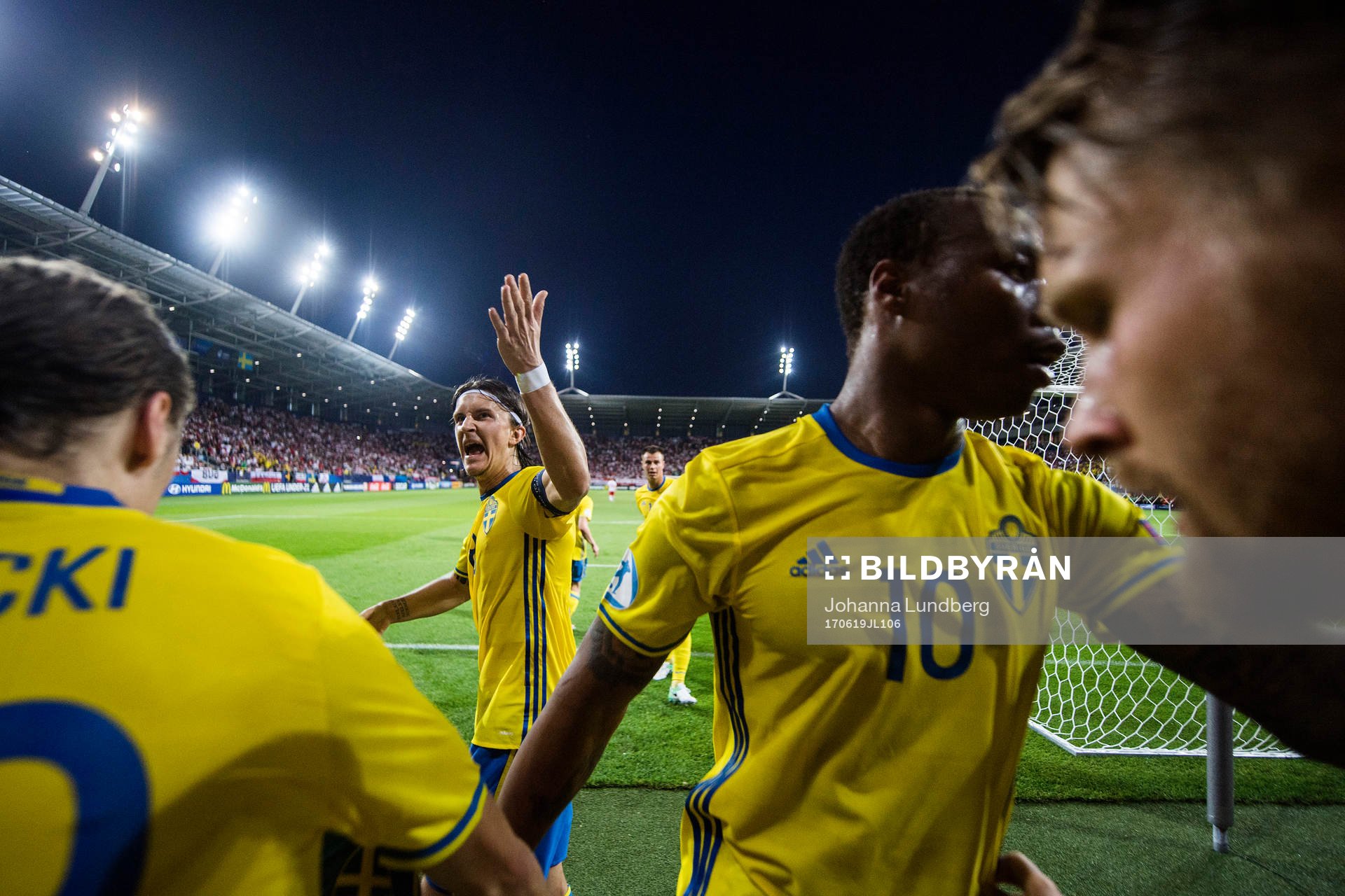 Sveriges Kristoffer Olsson jublar