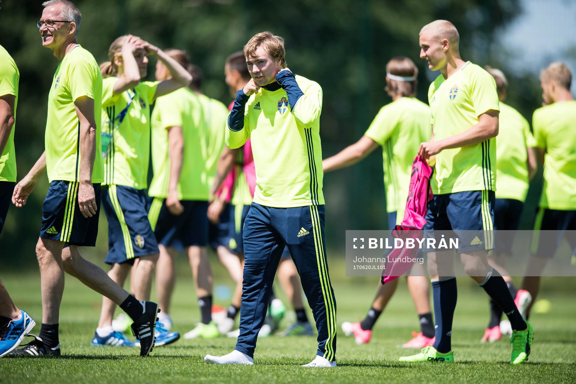 Simon Tibbling