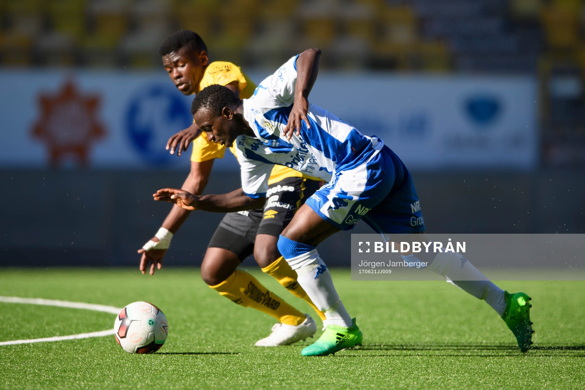 IFK Göteborg Fonti Kanu och Elfsborgs Chris Makindu
