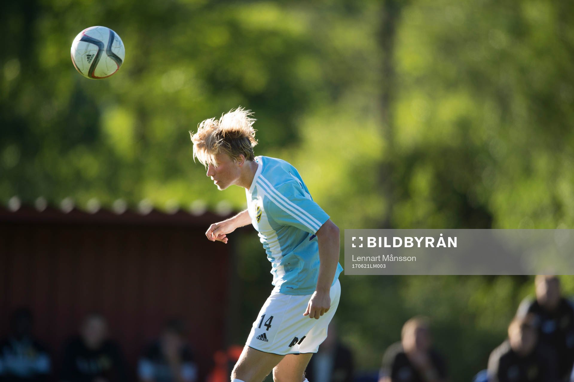 IFK Hässleholms Gustaf Lindroth i matchen i division 2