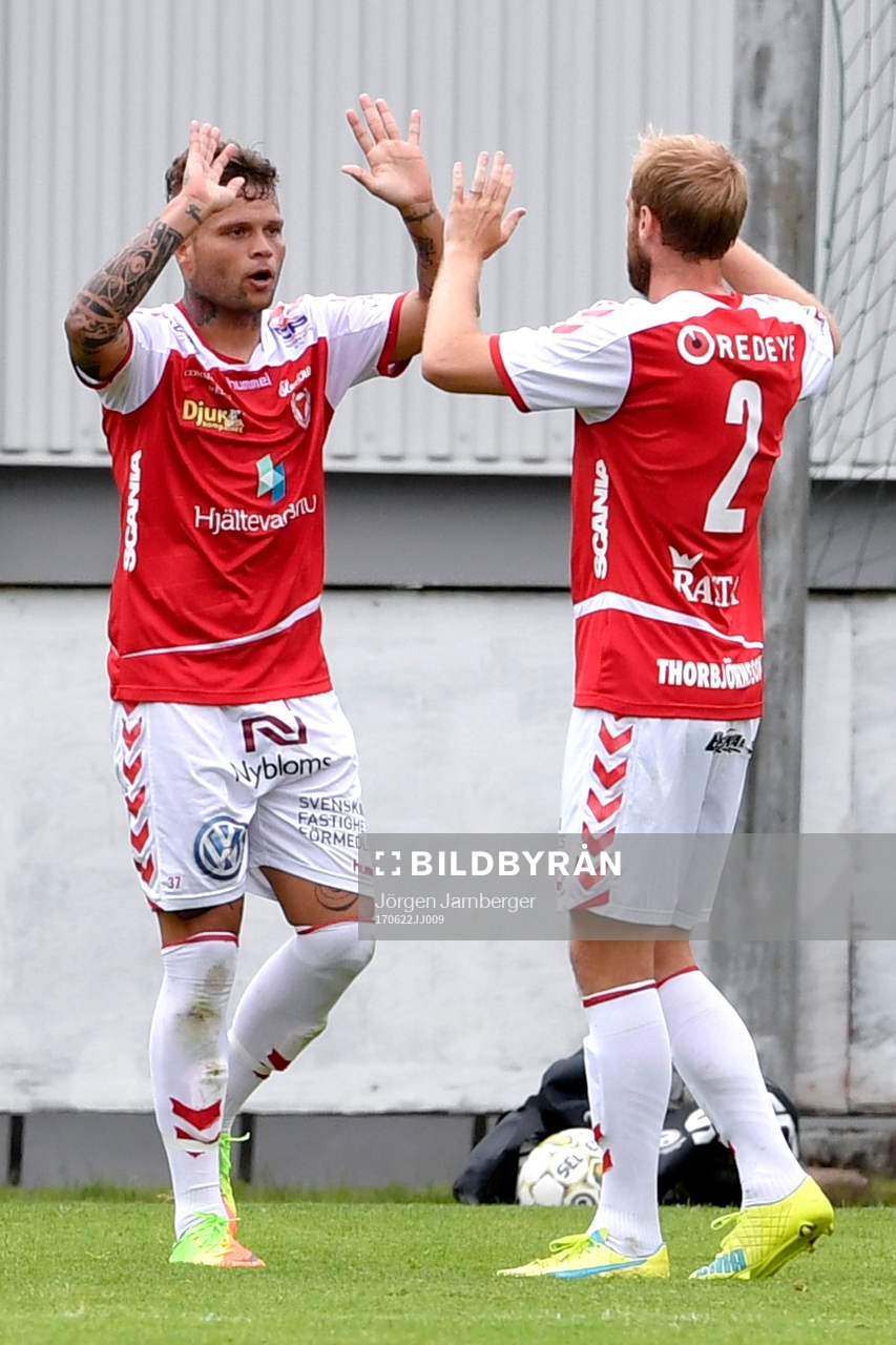 Kalmars Romario Marques Rodrigues jublar