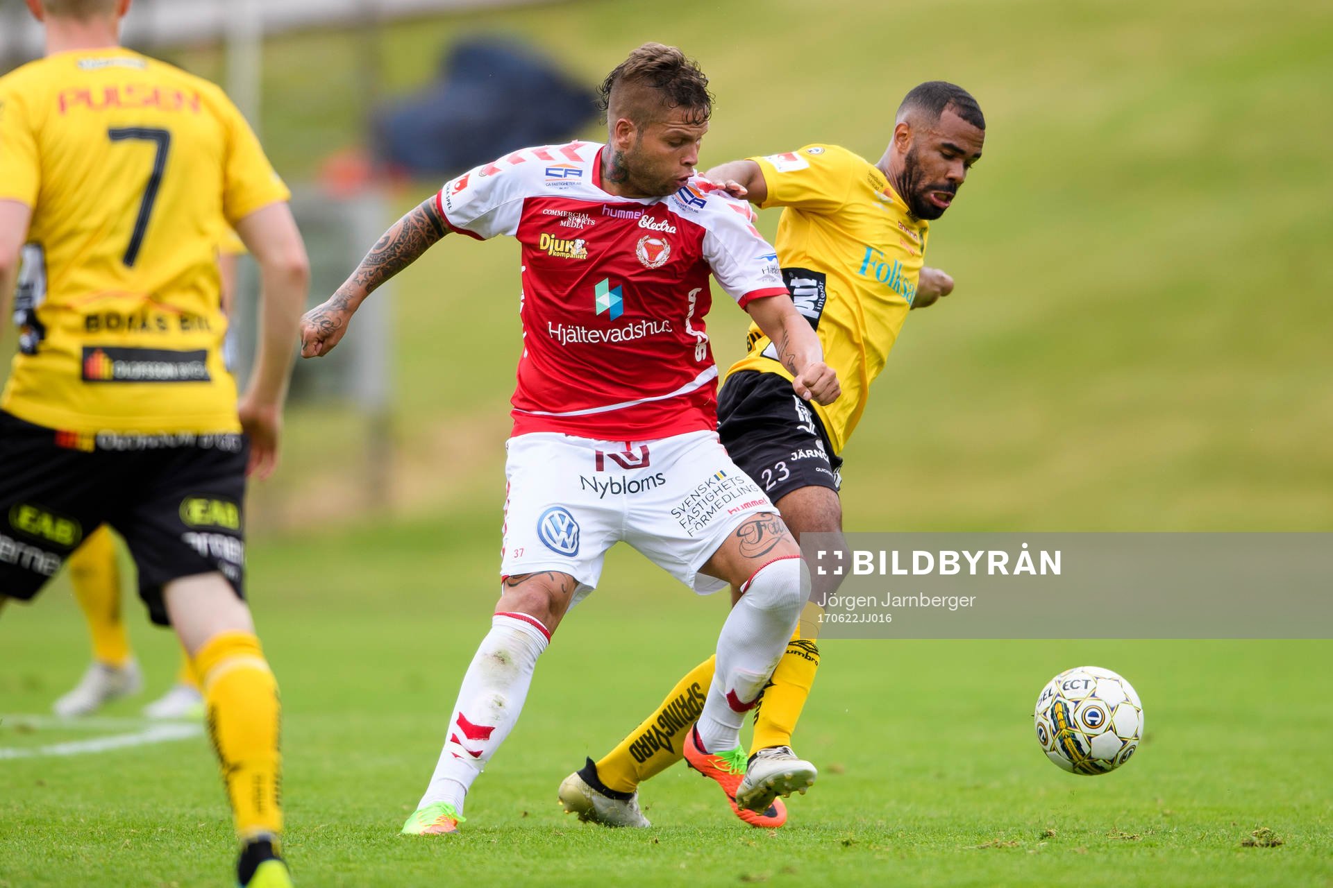 Kalmars Romario Marques Rodrigues och Elfsborgs Alex Dyer