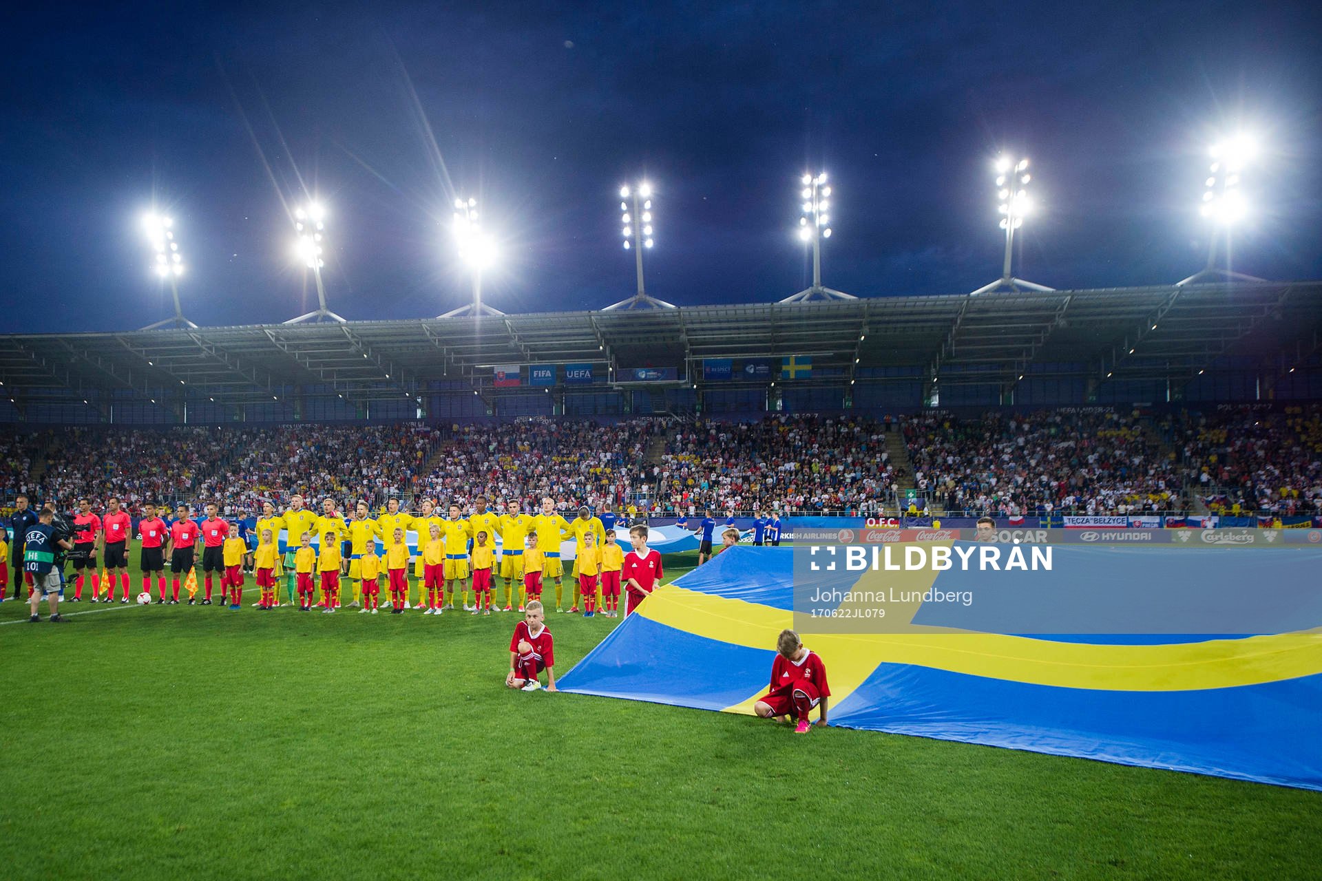 Sveriges spelare står uppställda