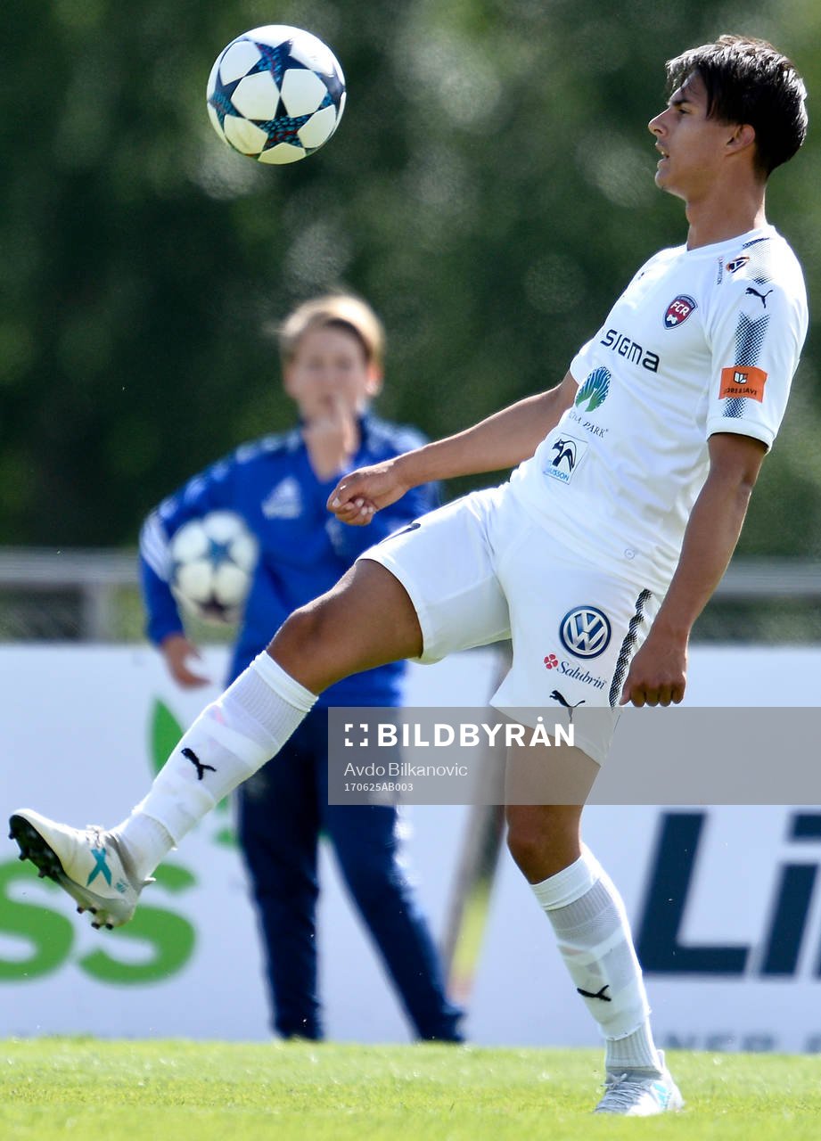 Rosengårds Mohamed Ramadan under fotbollsmatchen i Division 1 Södra mellan Ängelholm och Rosengård den 25 juni 2017 i Ängelholm.