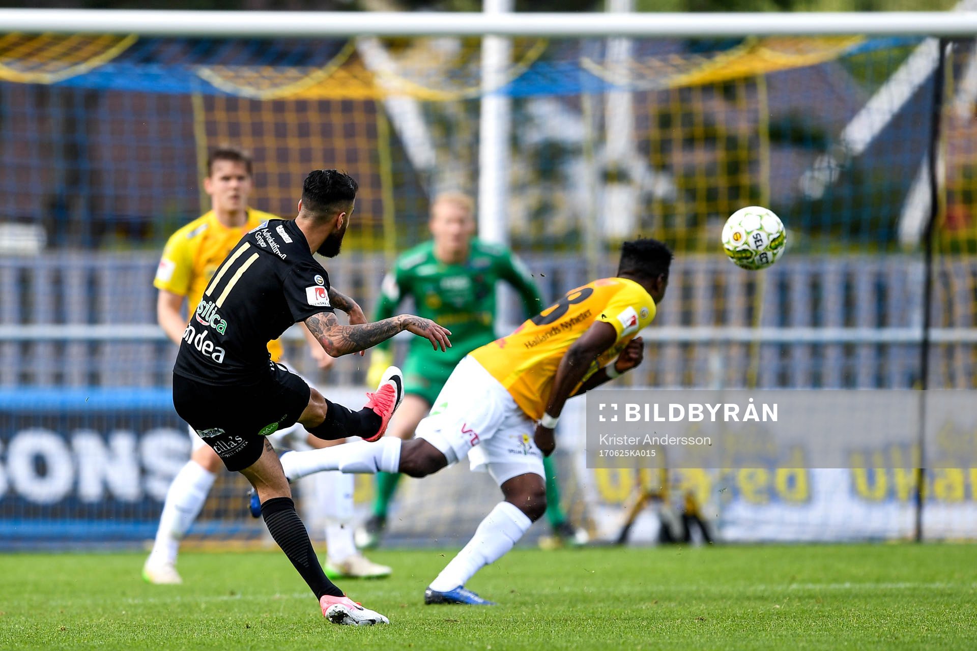 Syrianskas Charbel Georges gör 2-1