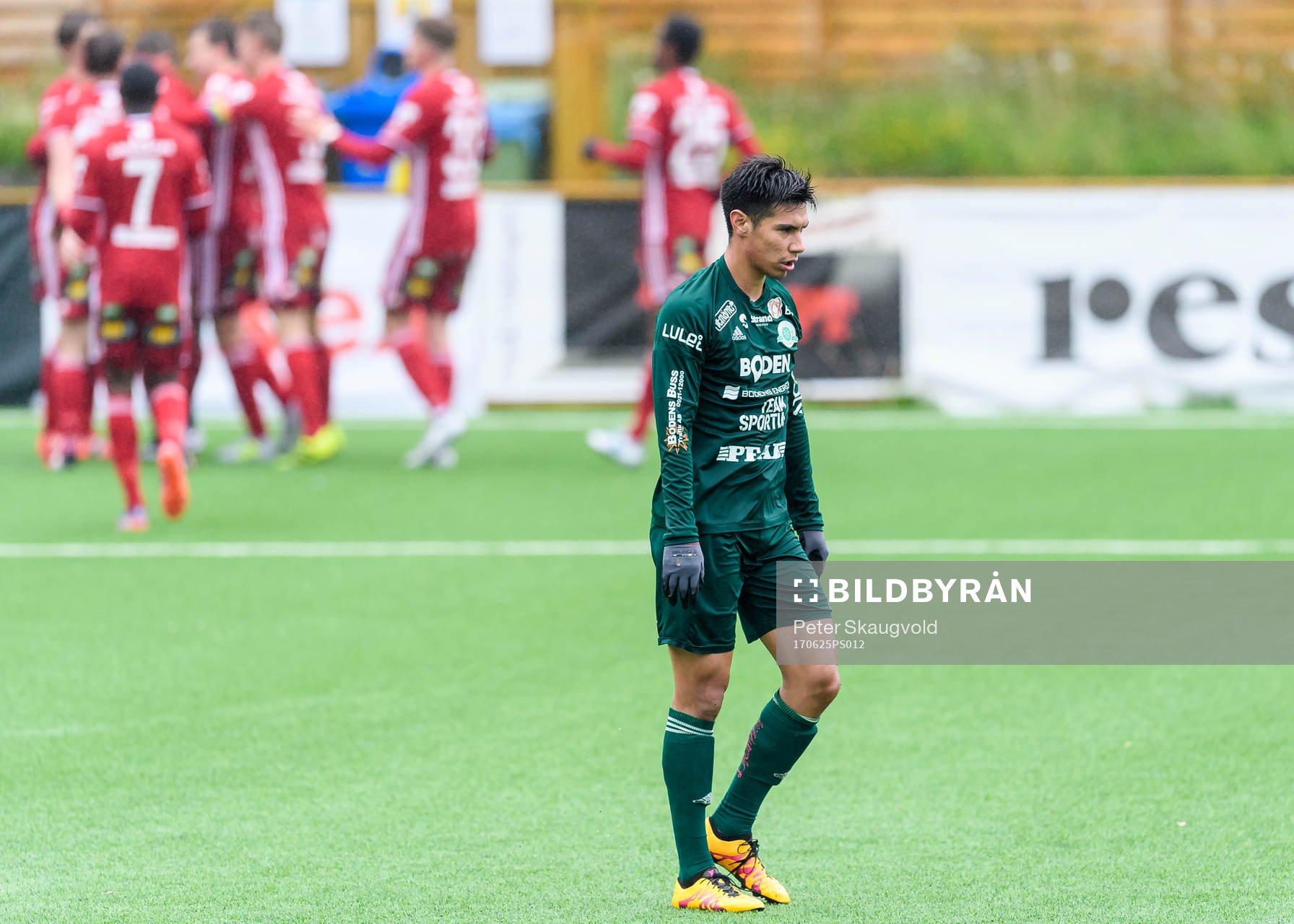 Bodens Michael Steven Mercado deppar