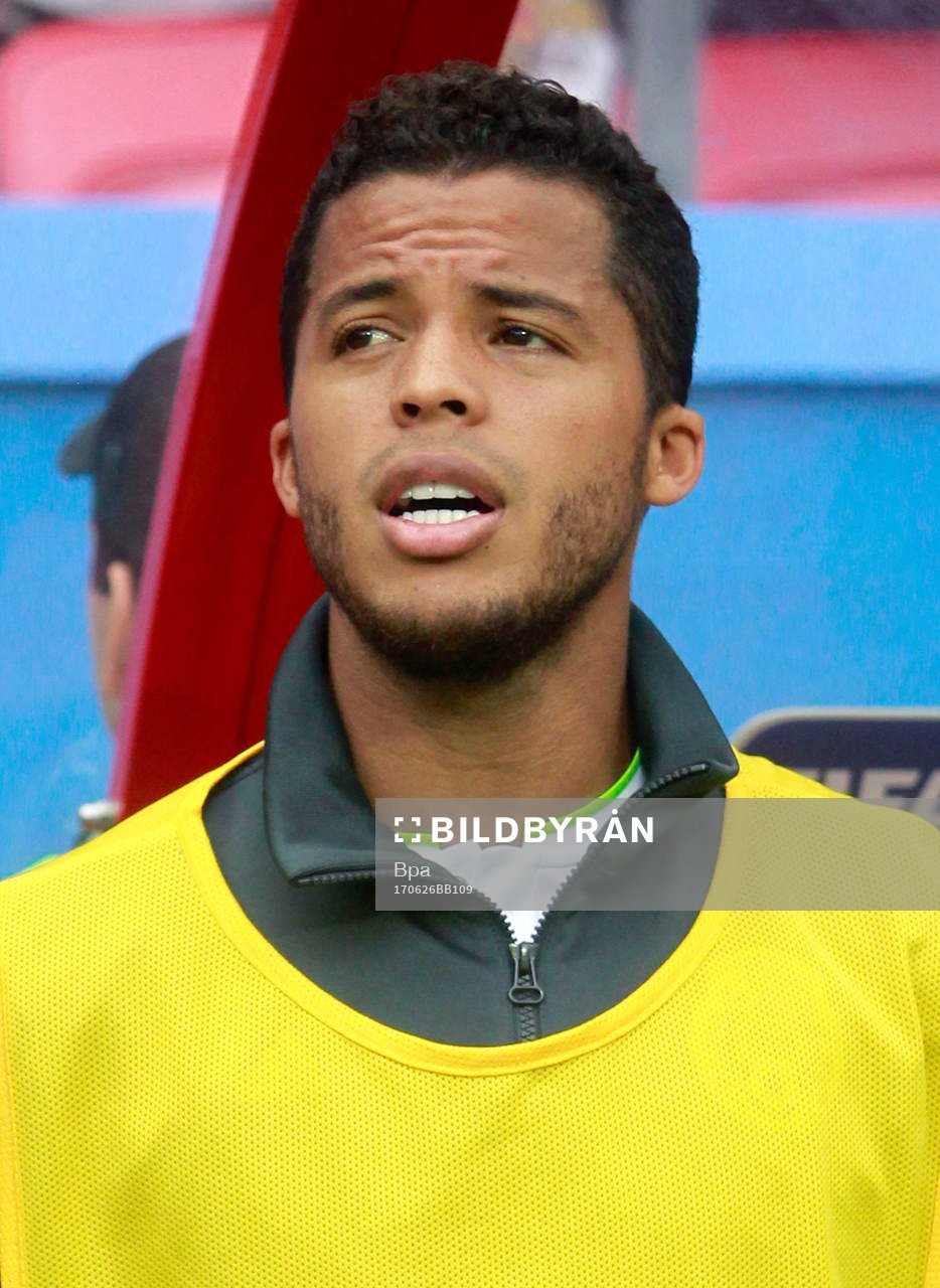 Fotboll, VM 2018, Porträtt, Mexico: Giovani dos Santos, Mexico, poserar för ett porträtt 2017-06-26