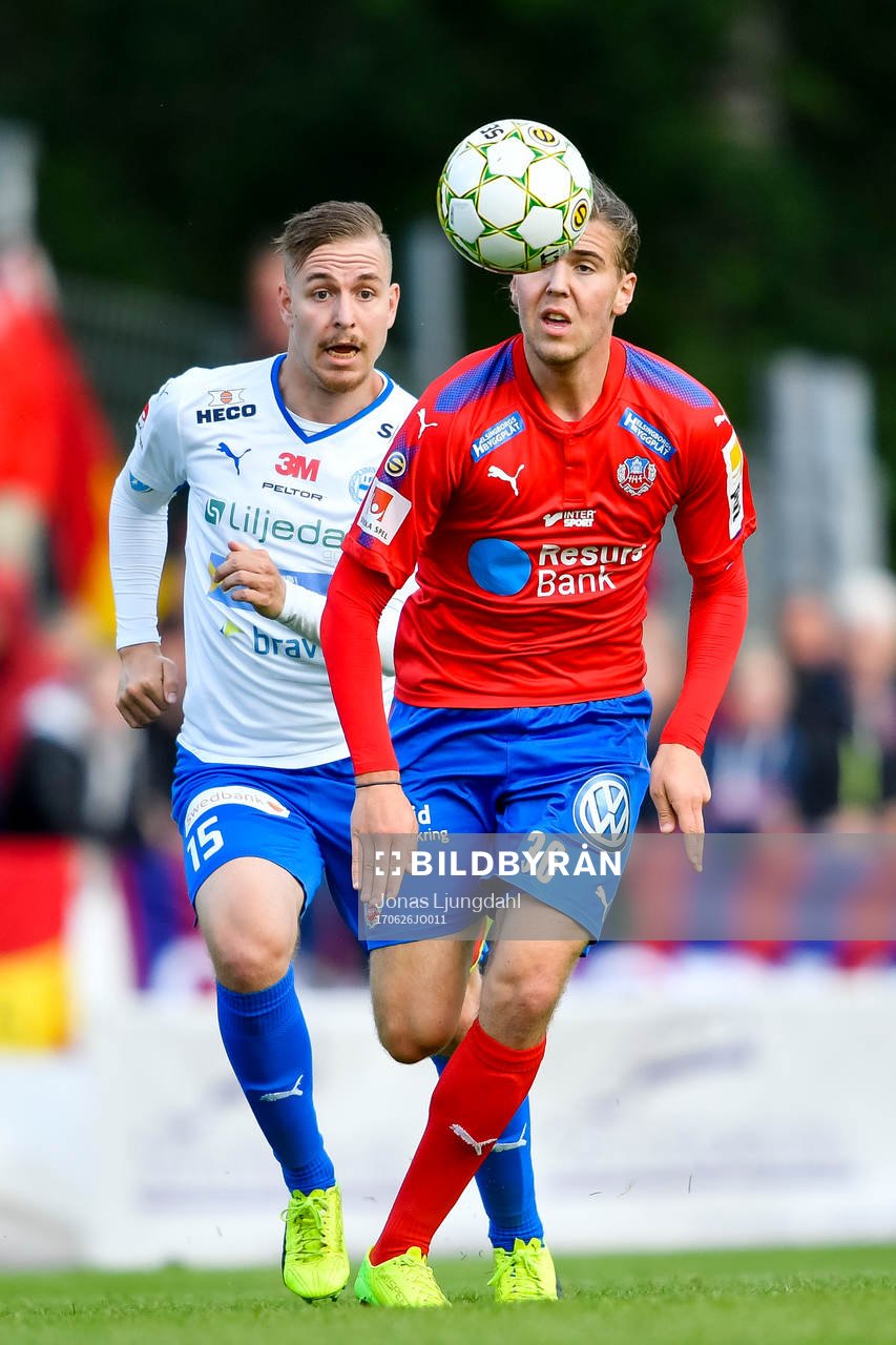 Värnamos Melvin Frithzell och Helsingborgs Charlie Weberg