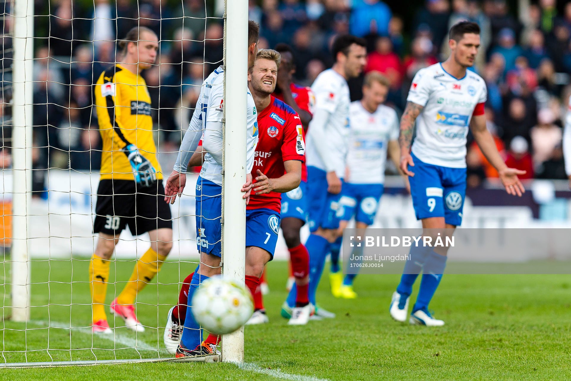 Helsingborgs Viktor Ljung deppar