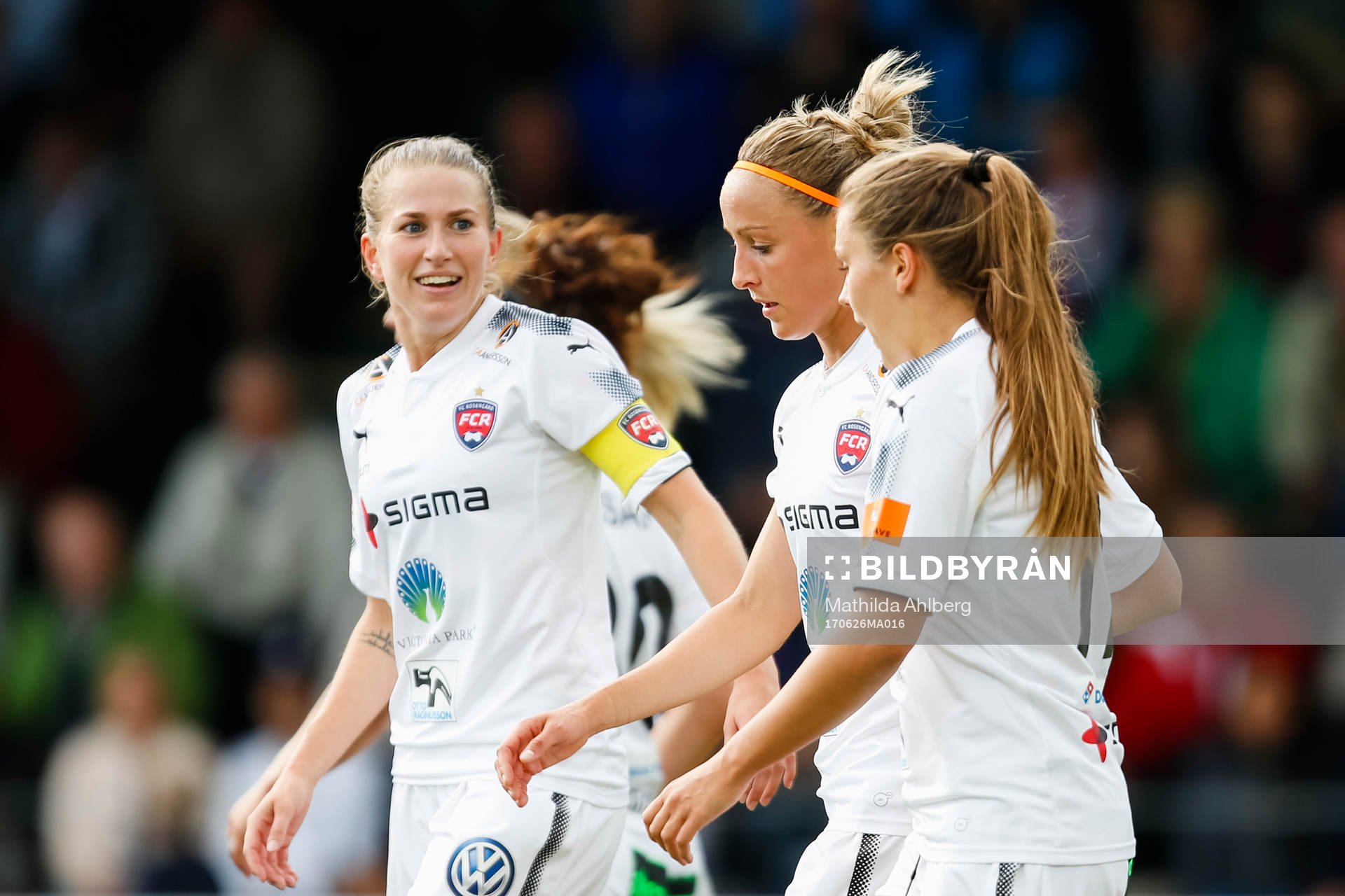 Rosengårds spelare jublar