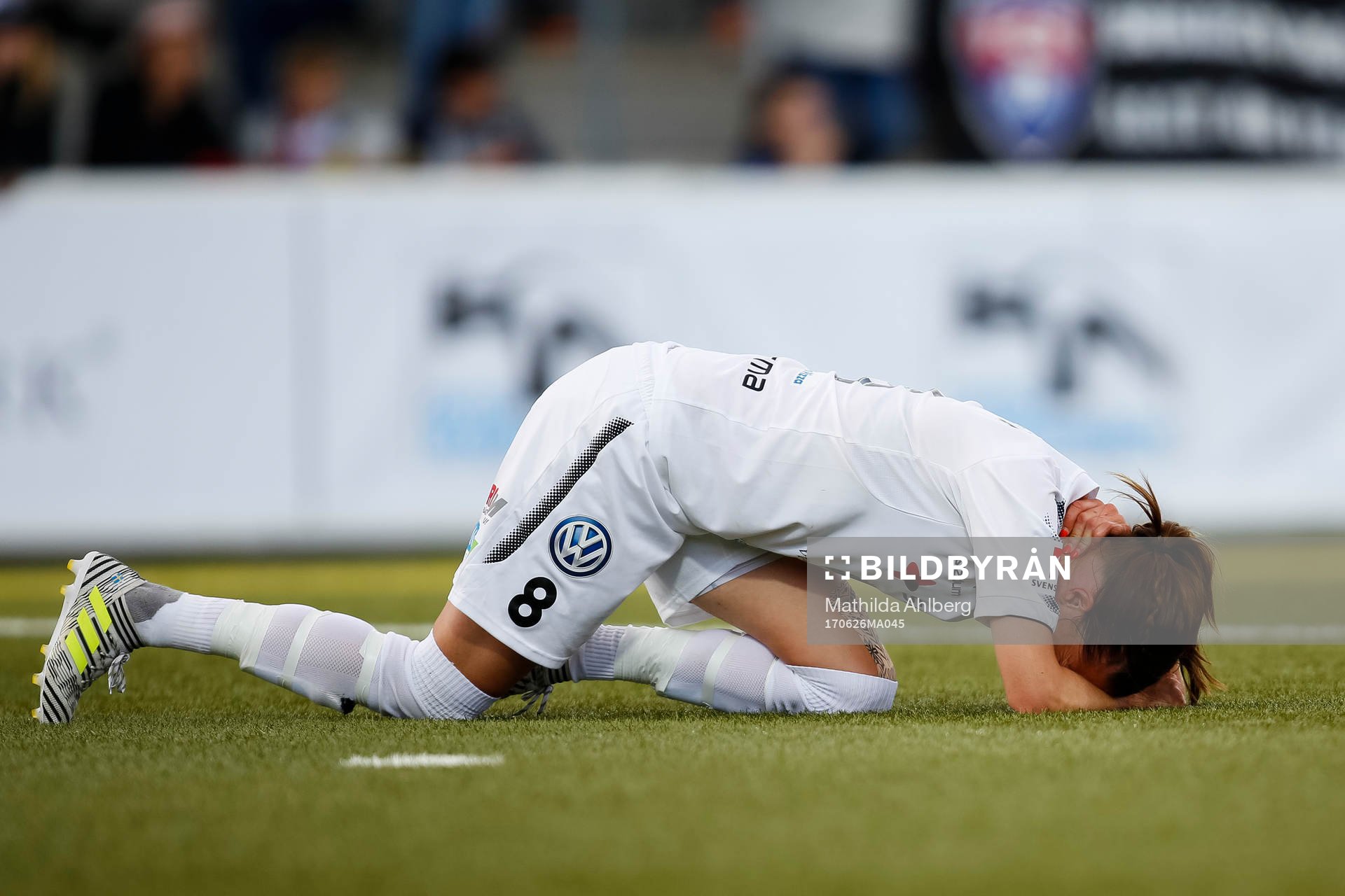 Rosengårds Lotta Schelin har ont