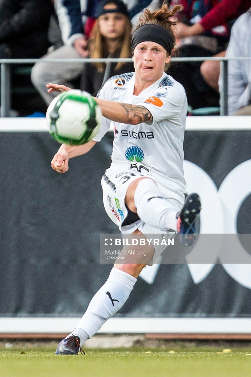 Rosengårds Ella Masar McLeod