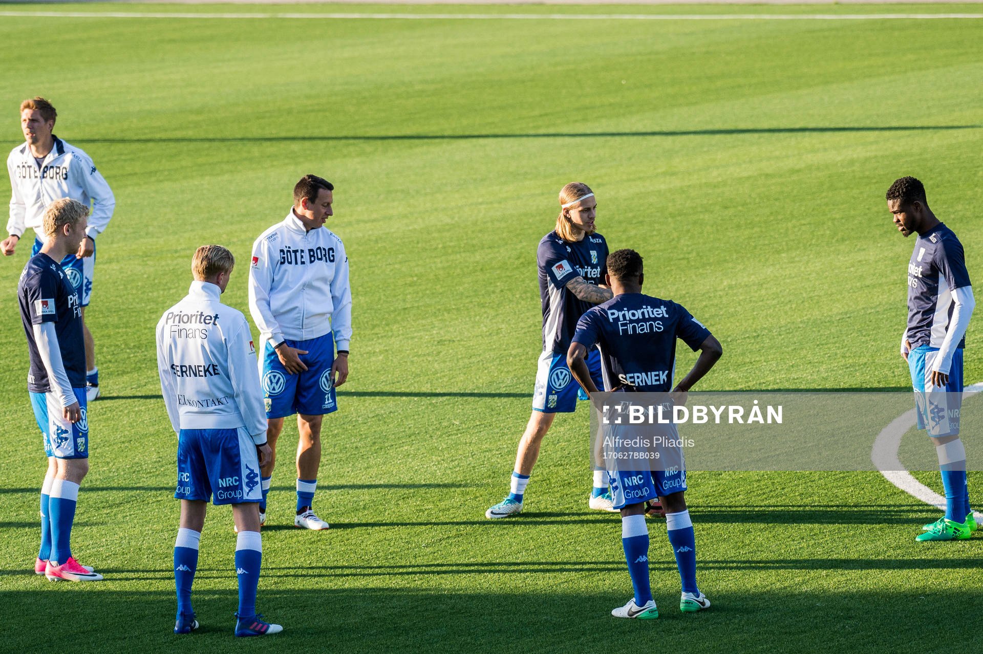 IFK Göteborgs spelare före en träningsmatch i fotboll