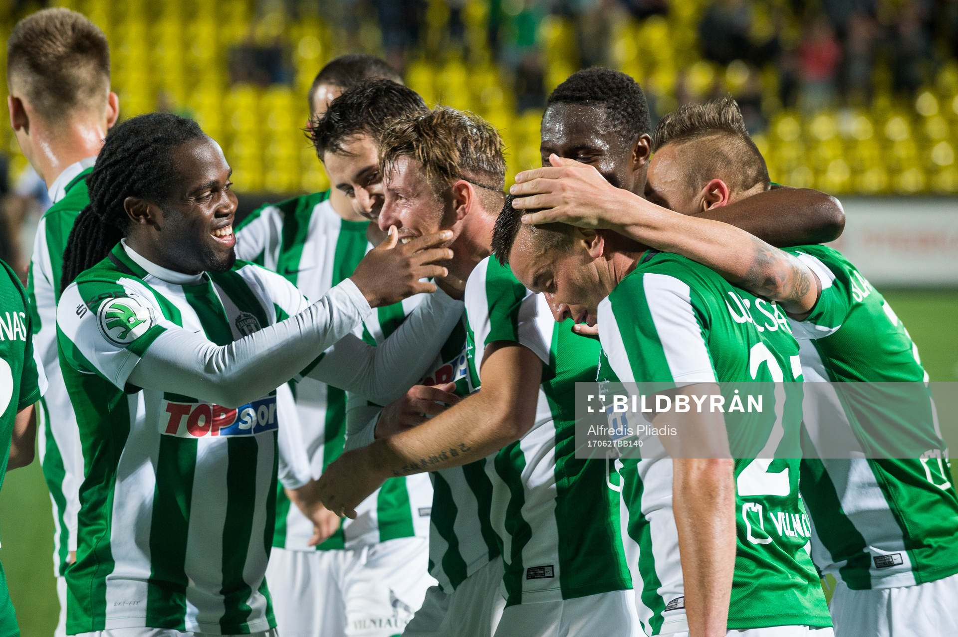 Zalgiris spelare jublar