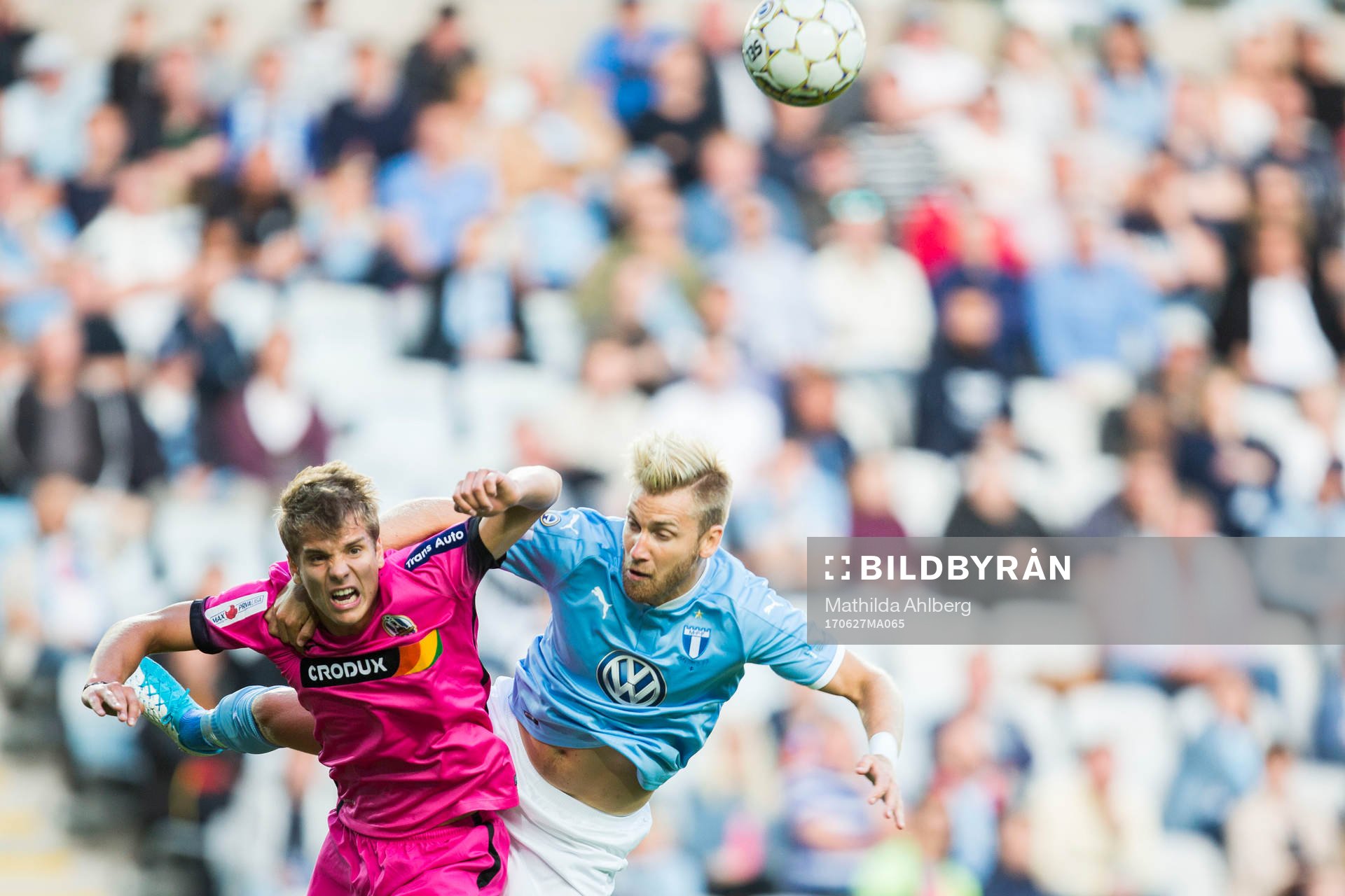 Malmö FFs Rasmus Bengtsson i nickduell
