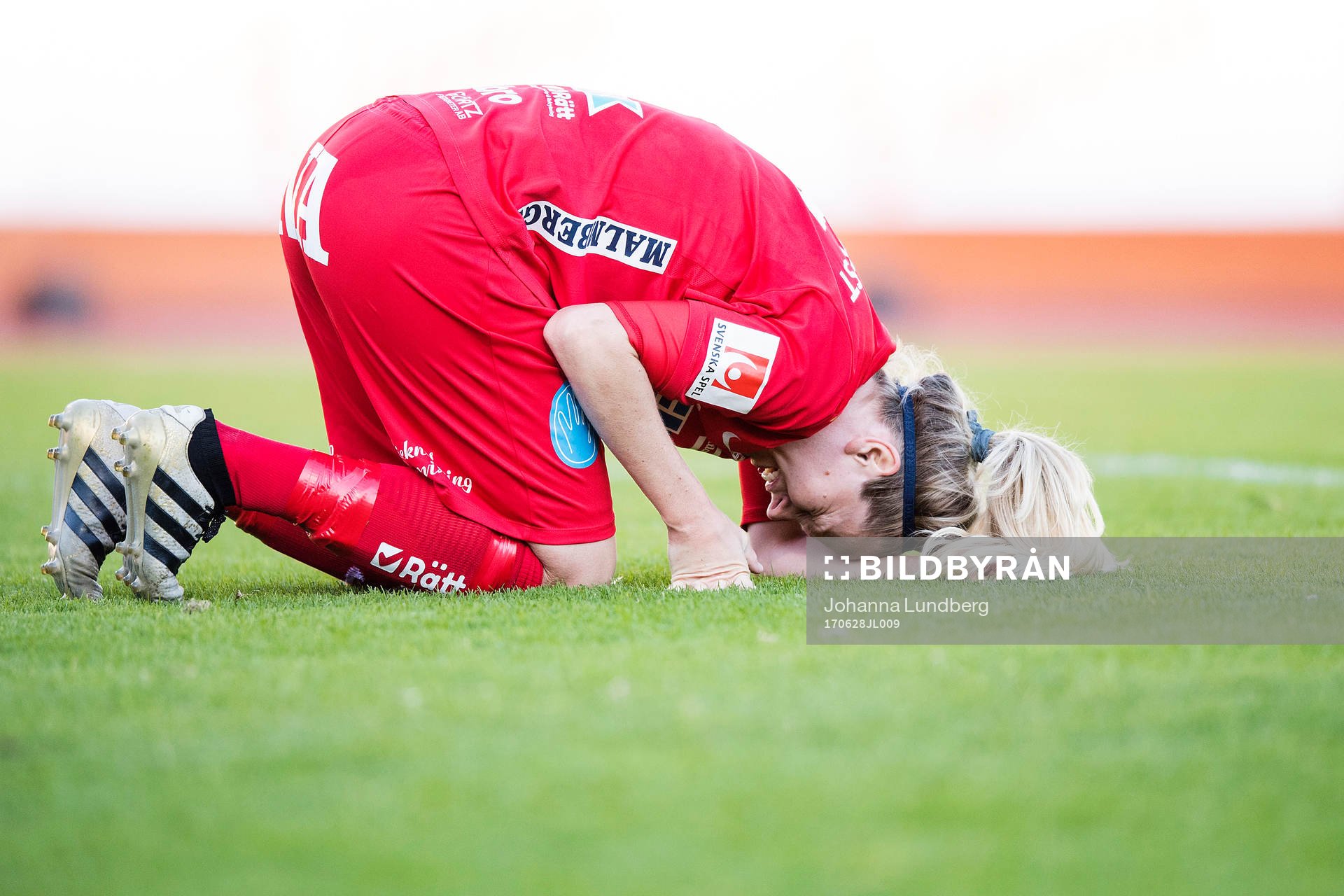 Örebros Lisa Dahlkvist har ont