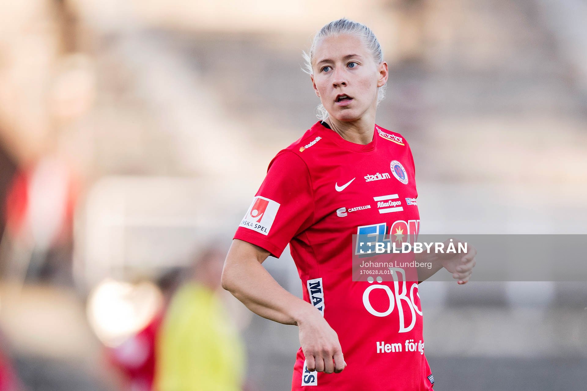 Örebros Julia Spetsmark under fotbollsmatchen i Damallsvenskan mellan Djurgården och Örebro den 28 juni 2017 i Stockholm.