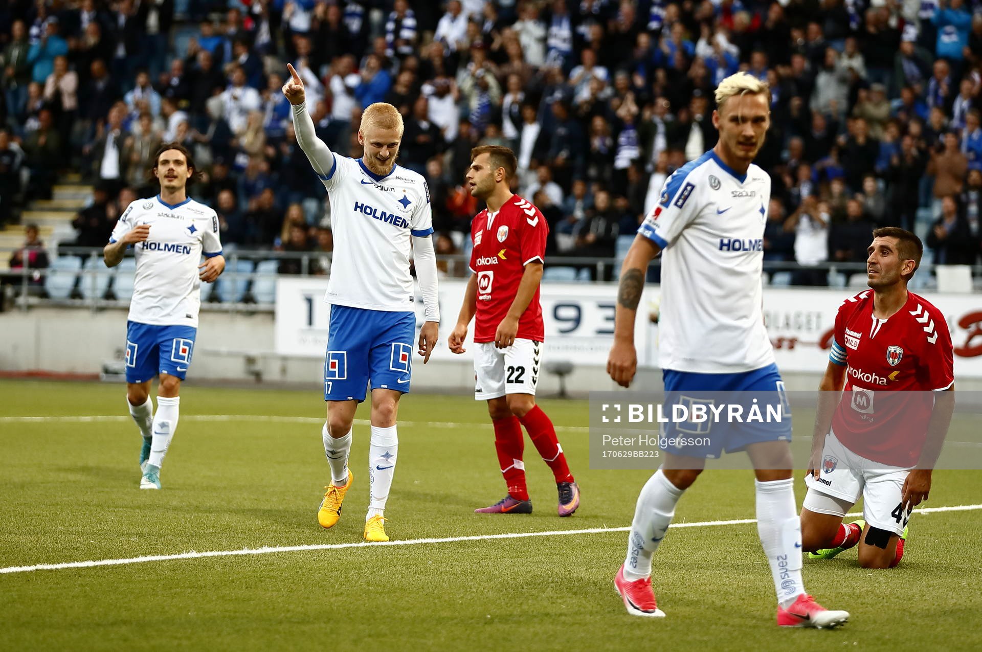 Norrköpings Kalle Holmberg jublar
