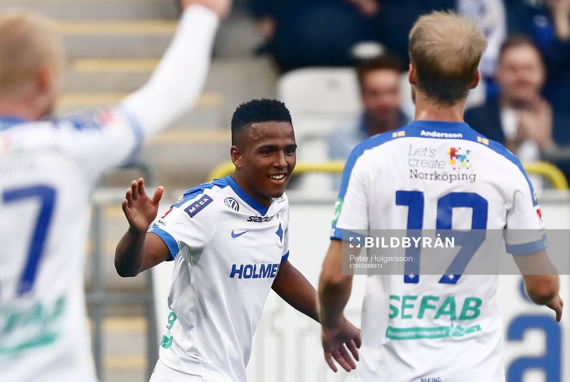 Norrköpings Niclas Eliasson jublar