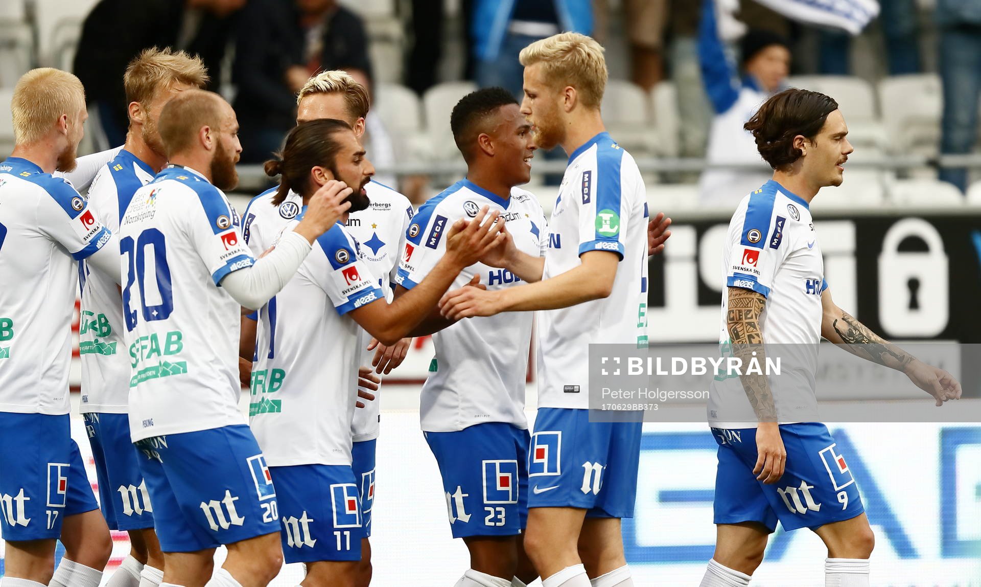 Norrköpings spelare jublar