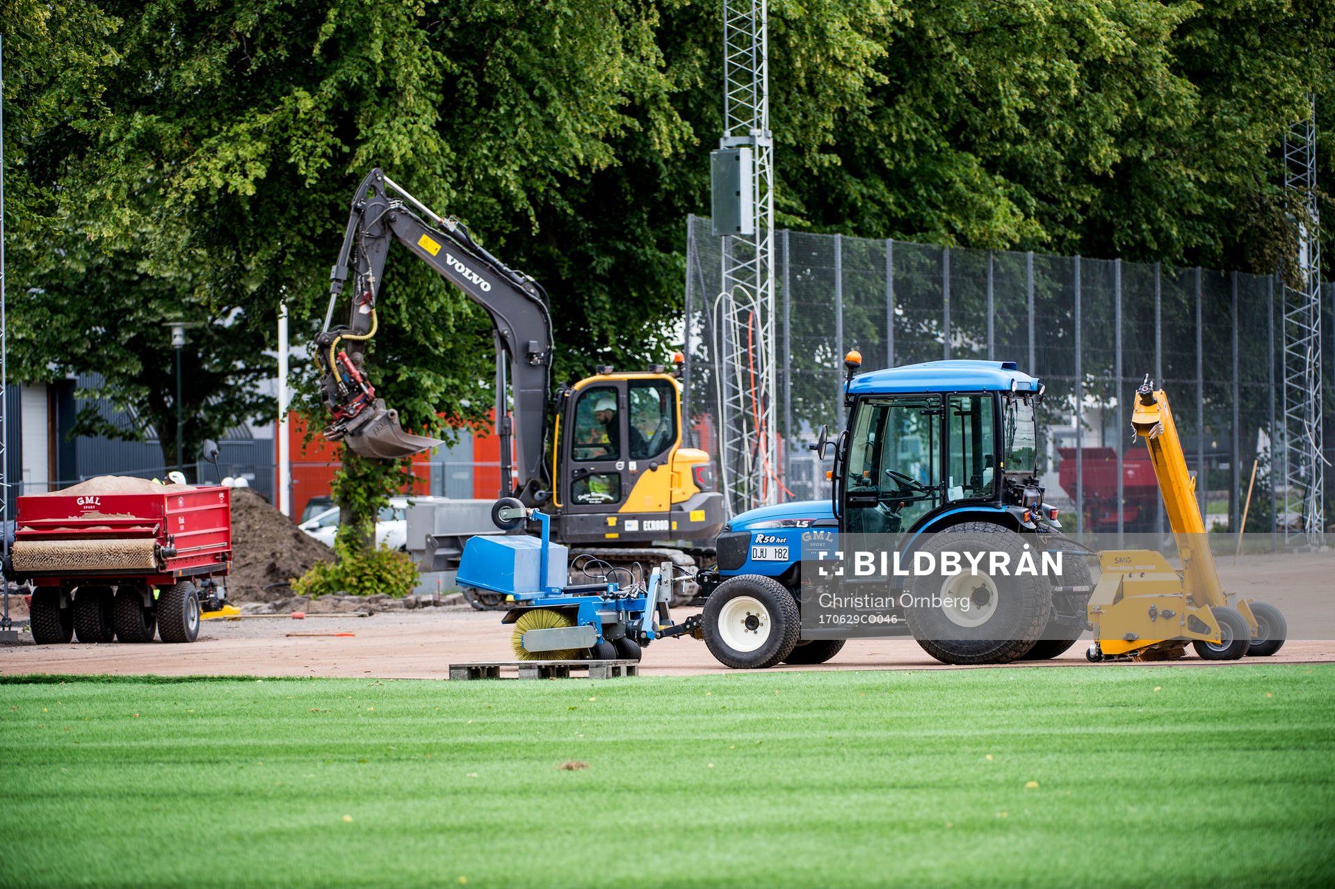 Arbete med att färdigställa en av träningsplanerna