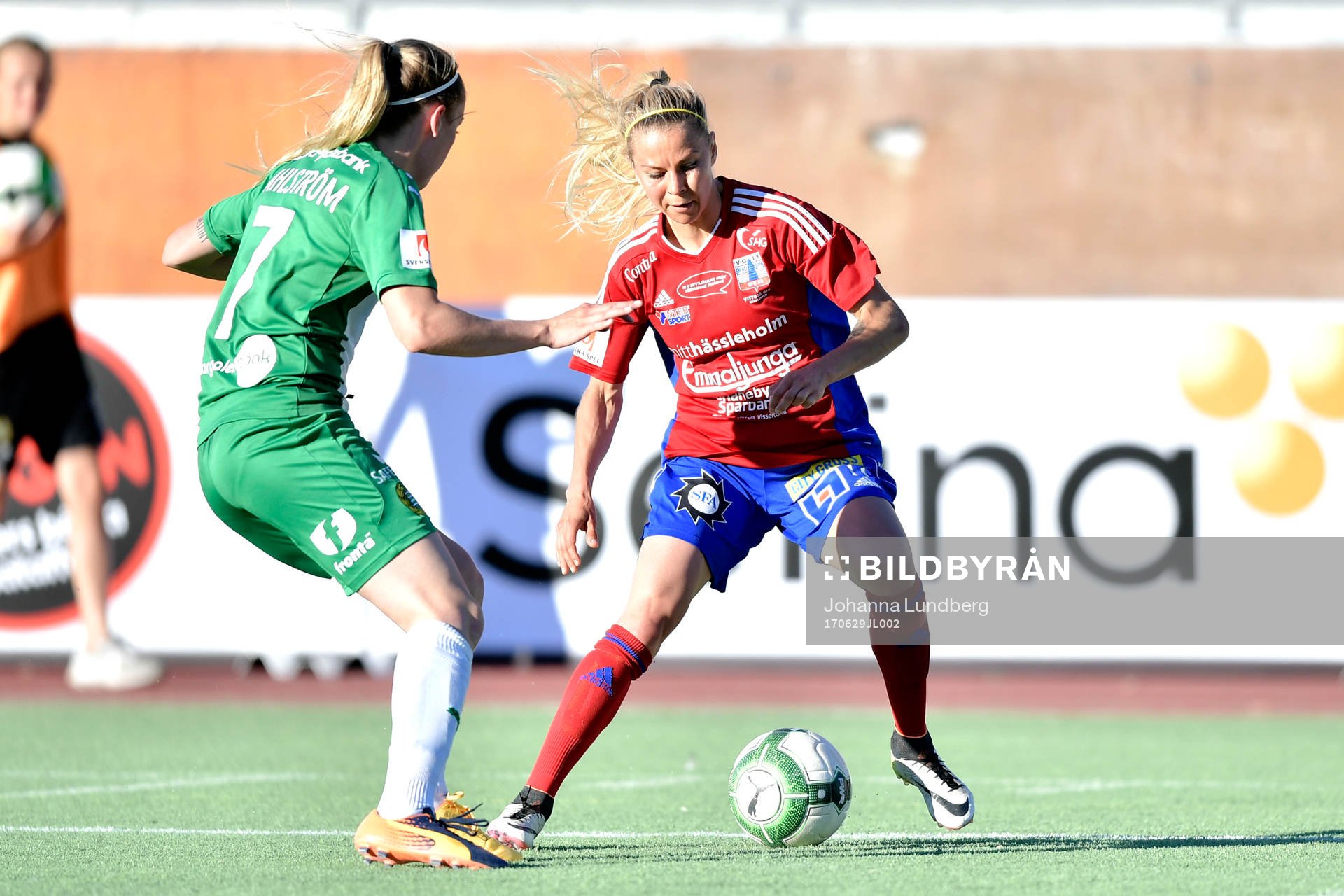 Vittsjös Emmi Alanen och Hammarbys Cathrine Dahlström