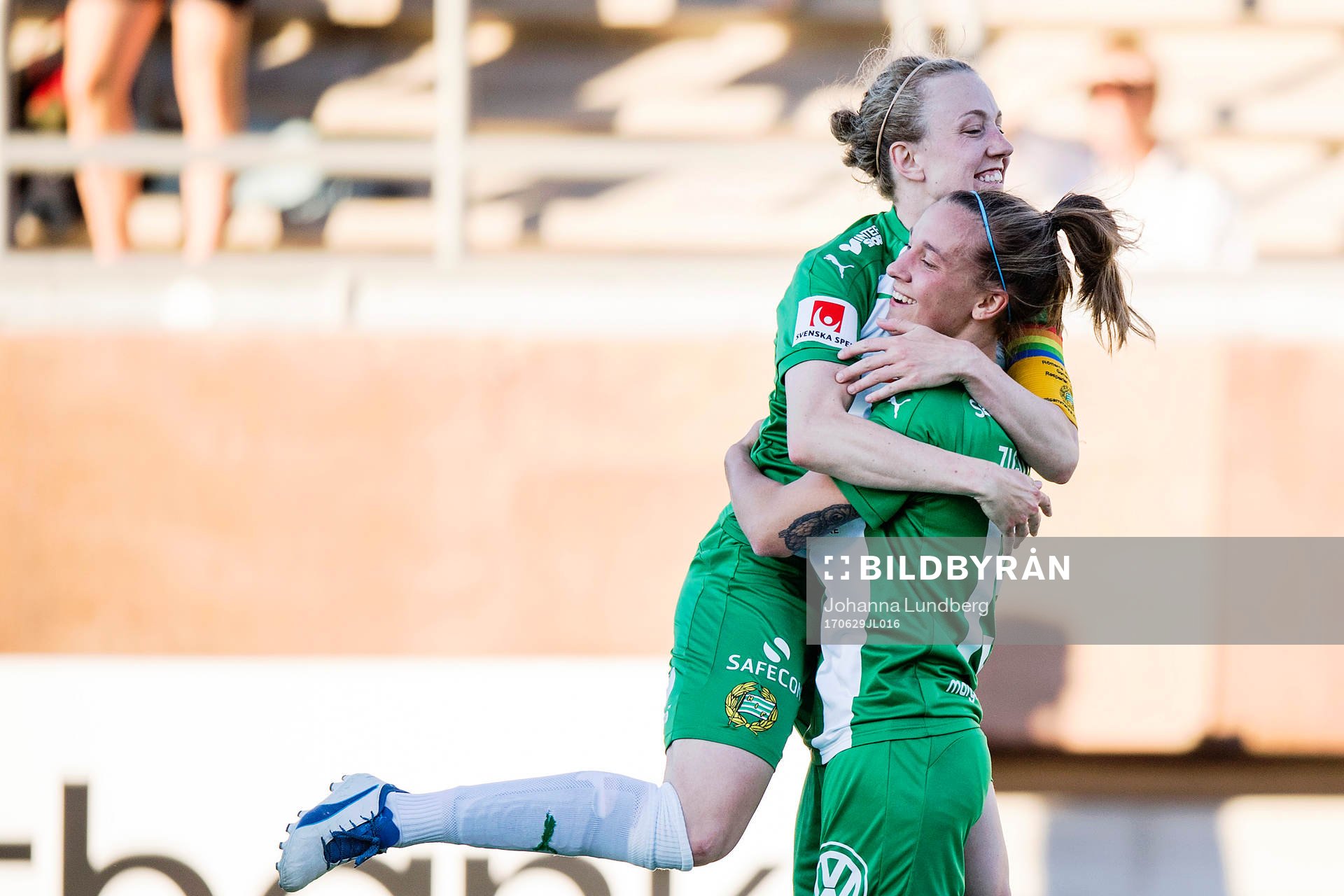 Hammarbys Julia Zigiotti Olme jublar