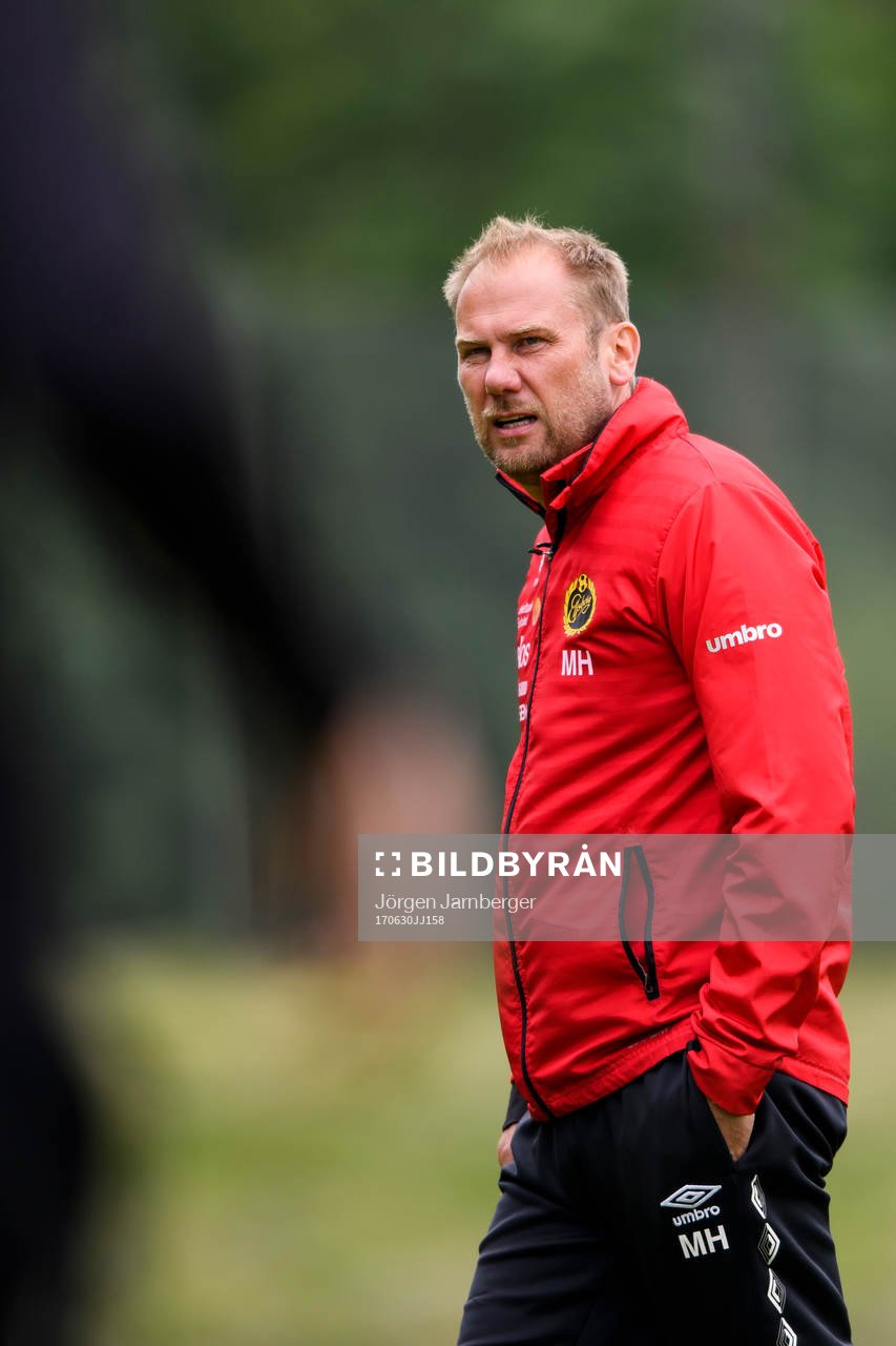 manager Magnus Haglund