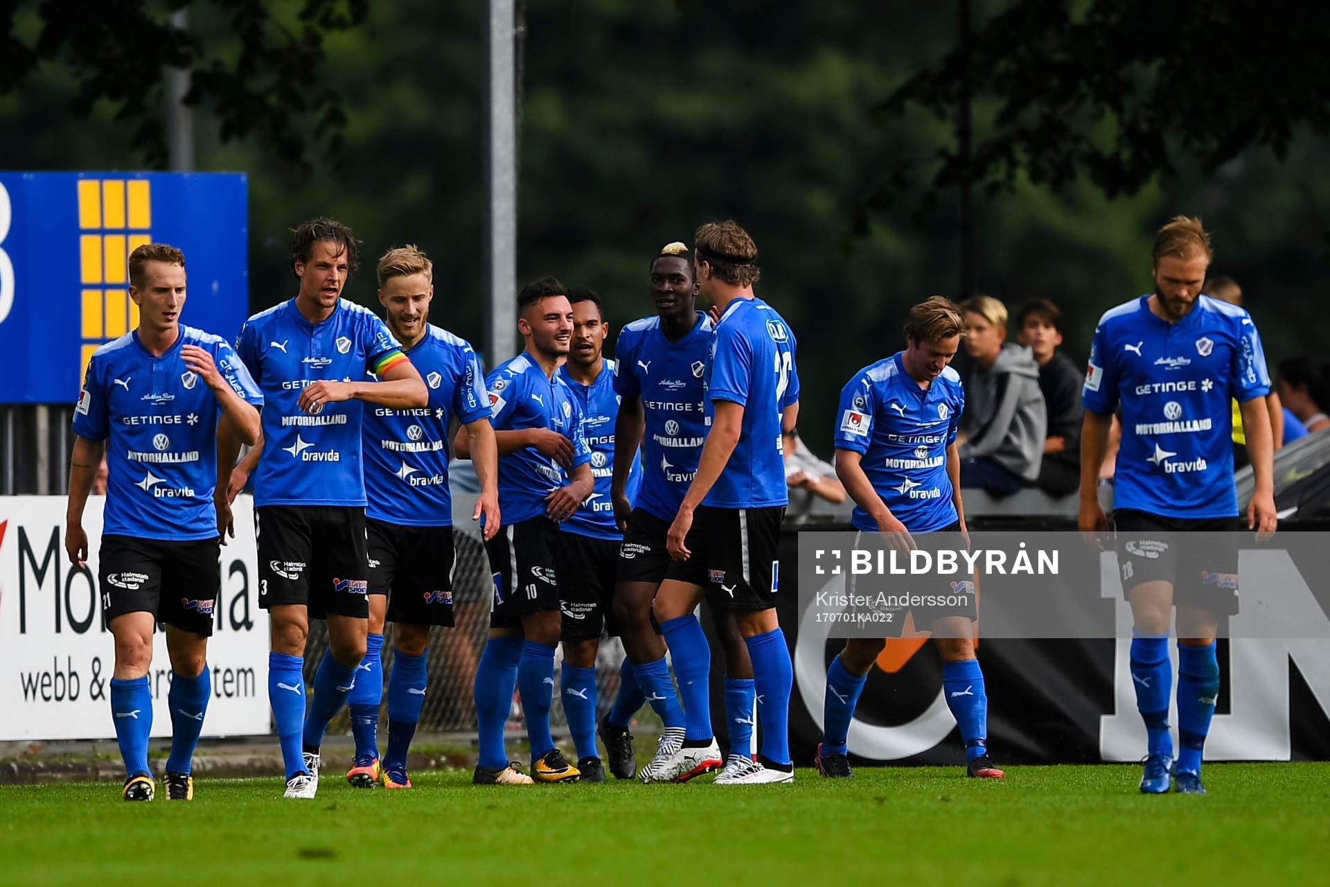 Halmstads spelare jublar