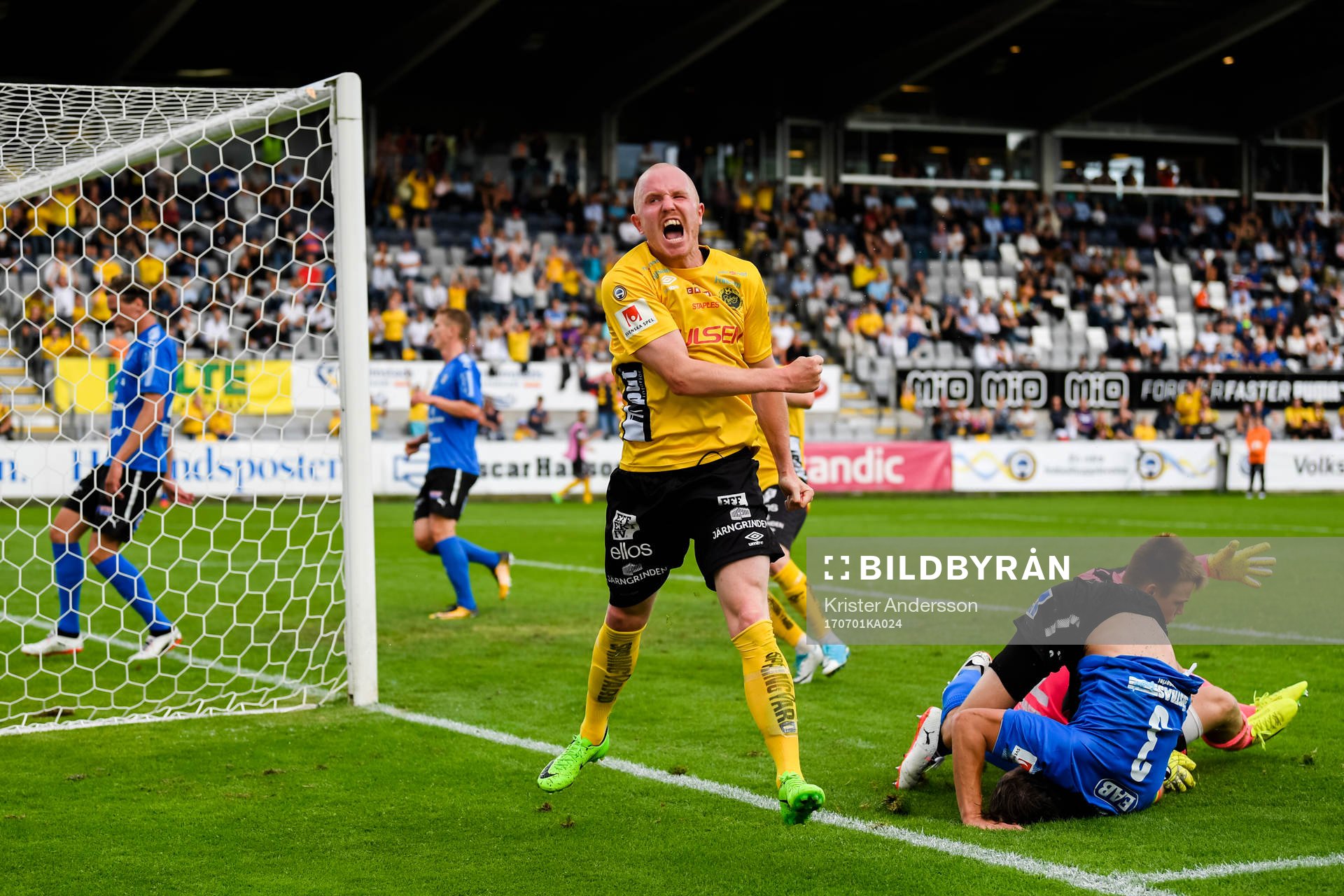 Elfsborgs Simon Lundevall jublar