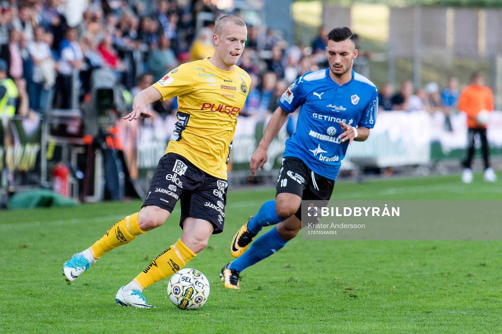 Elfsborgs Daniel Gustavsson och Halmstads Sead Haksabanovic