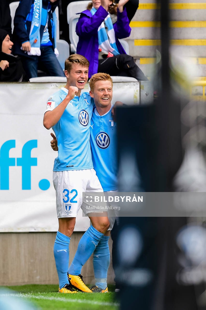 Malmö FFs Mattias Svanberg jublar