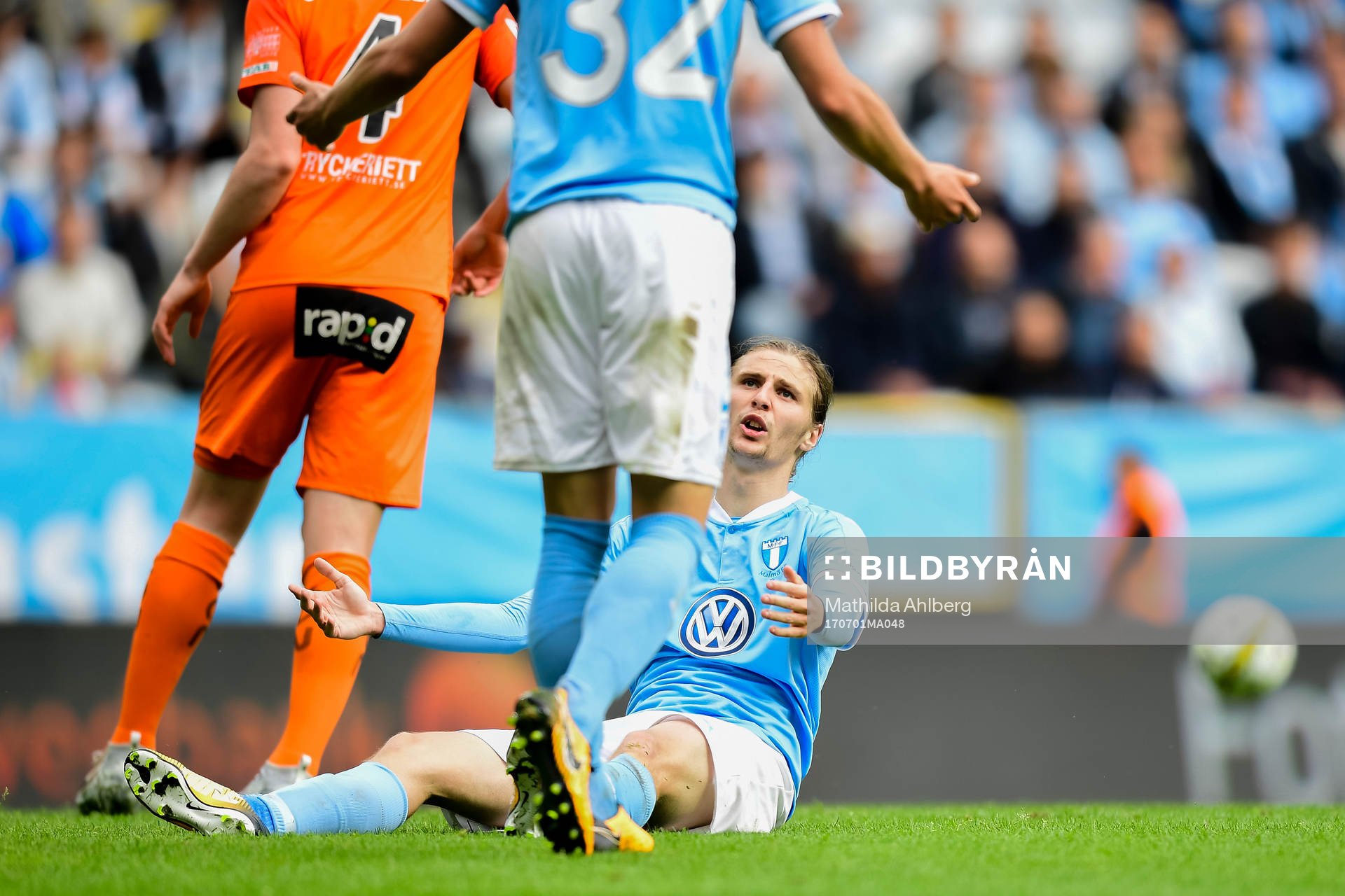 Malmö FFs Pawel Cibicki reagerar