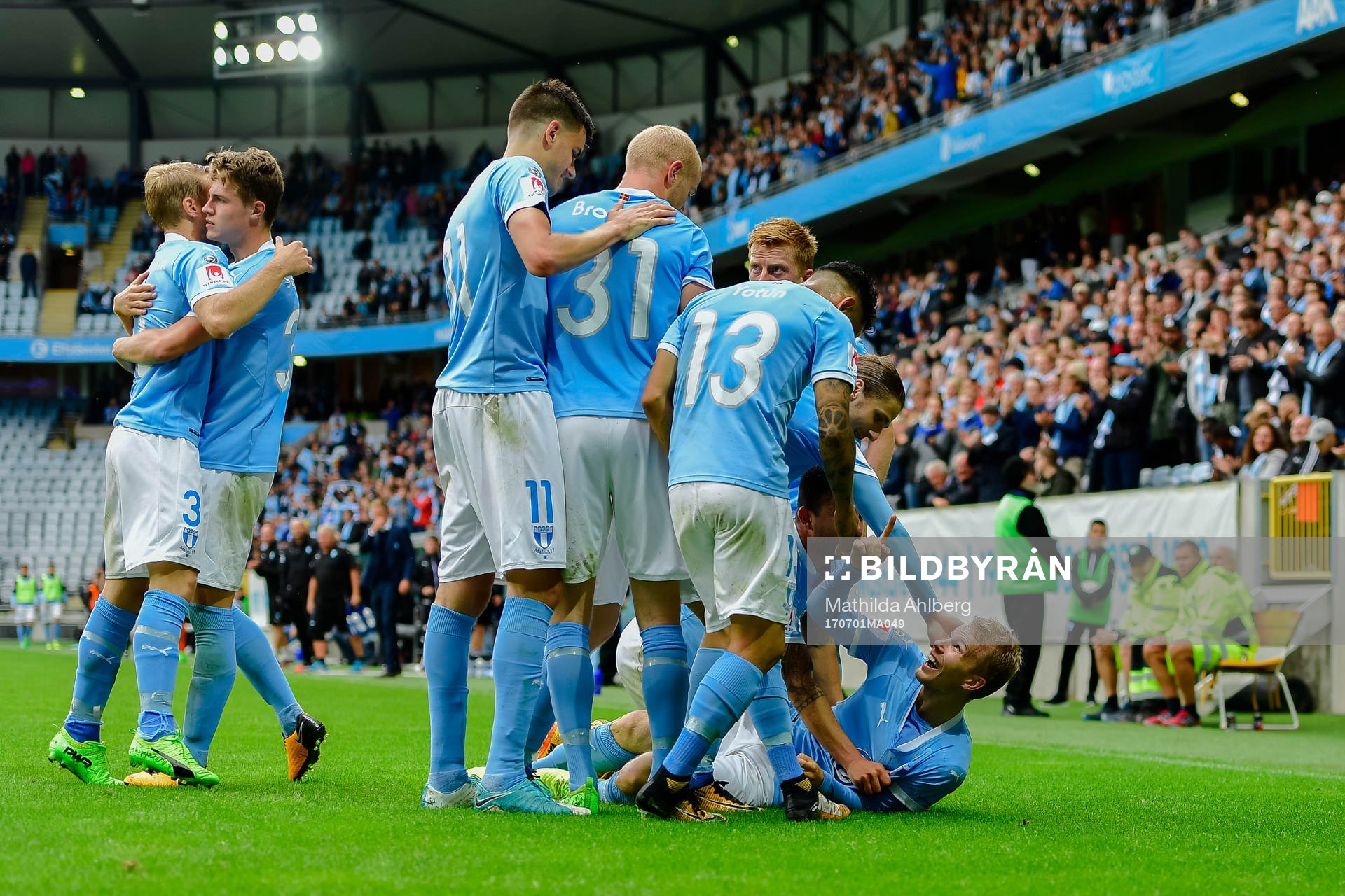 Malmö FFs Oscar Lewicki jublar