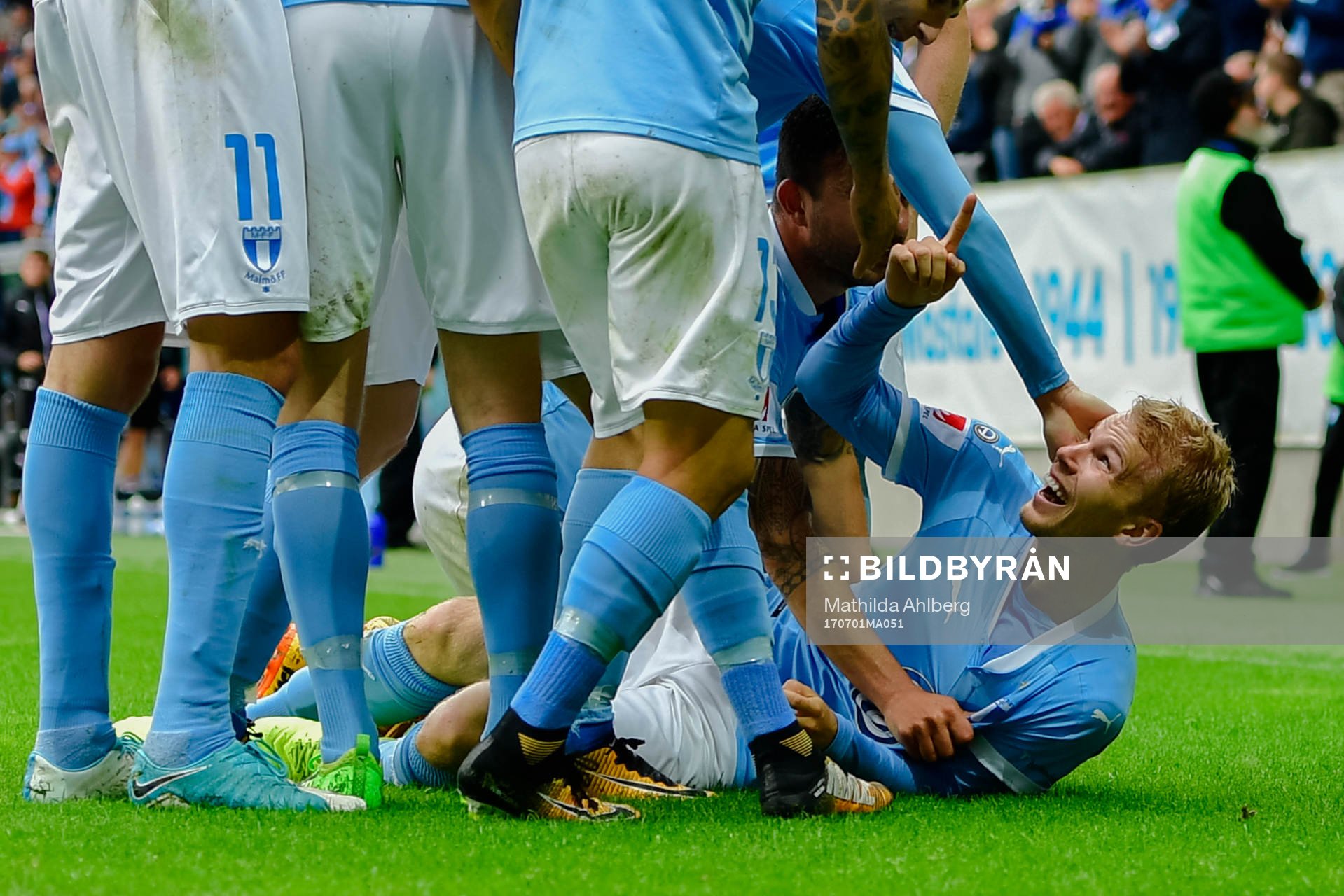 Malmö FFs Oscar Lewicki jublar