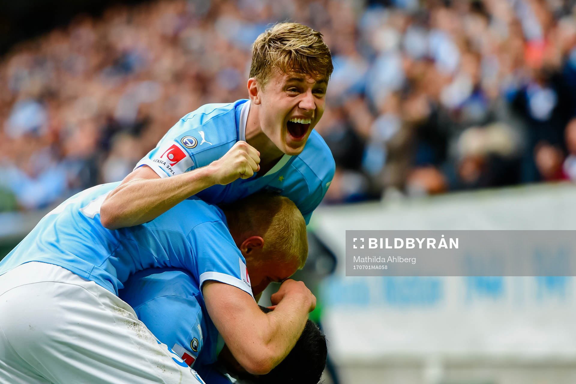 Malmö FFs Mattias Svanberg jublar